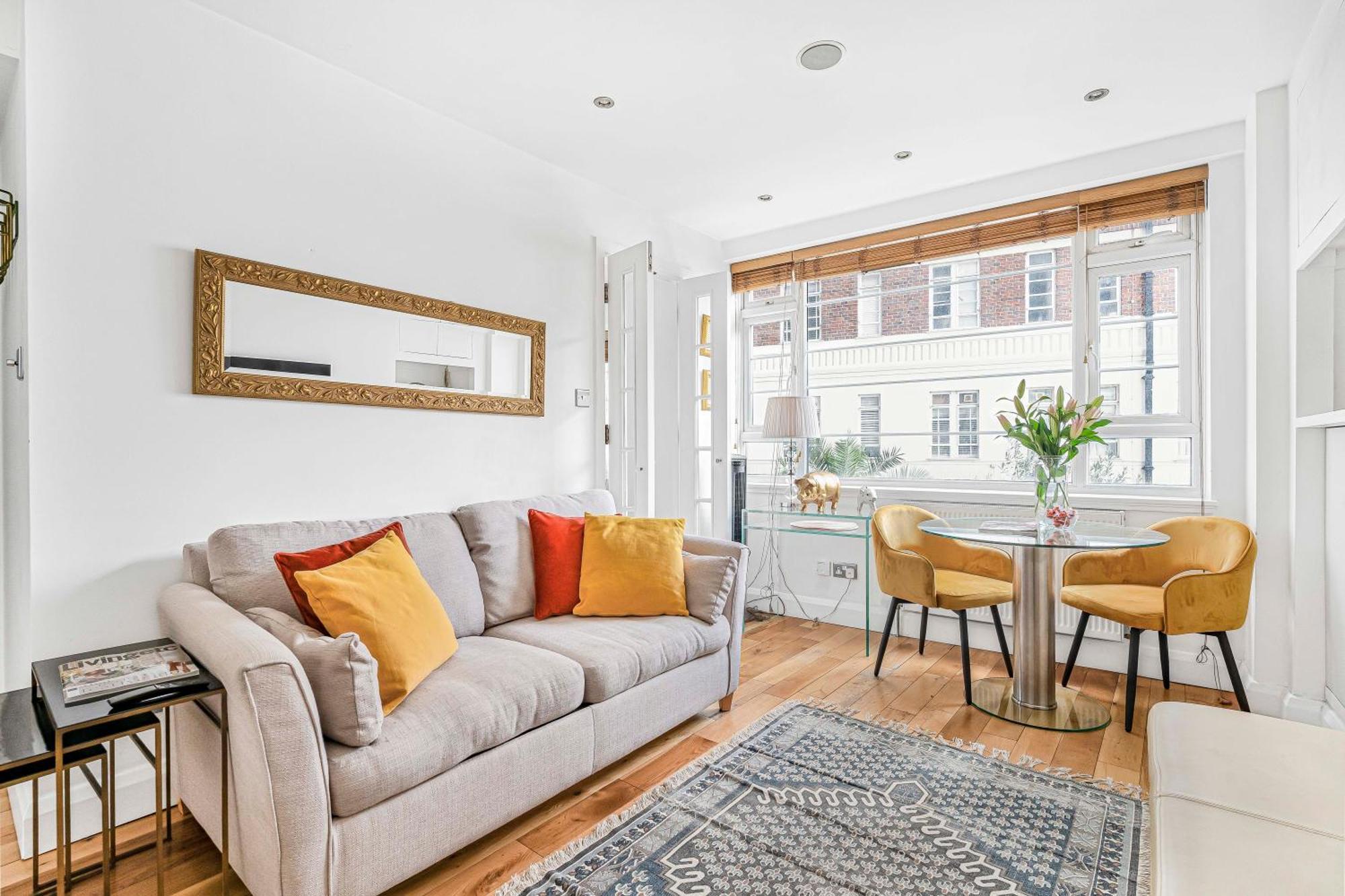 Elegant 1 Bedroom Flat Near Harrods Apartment *