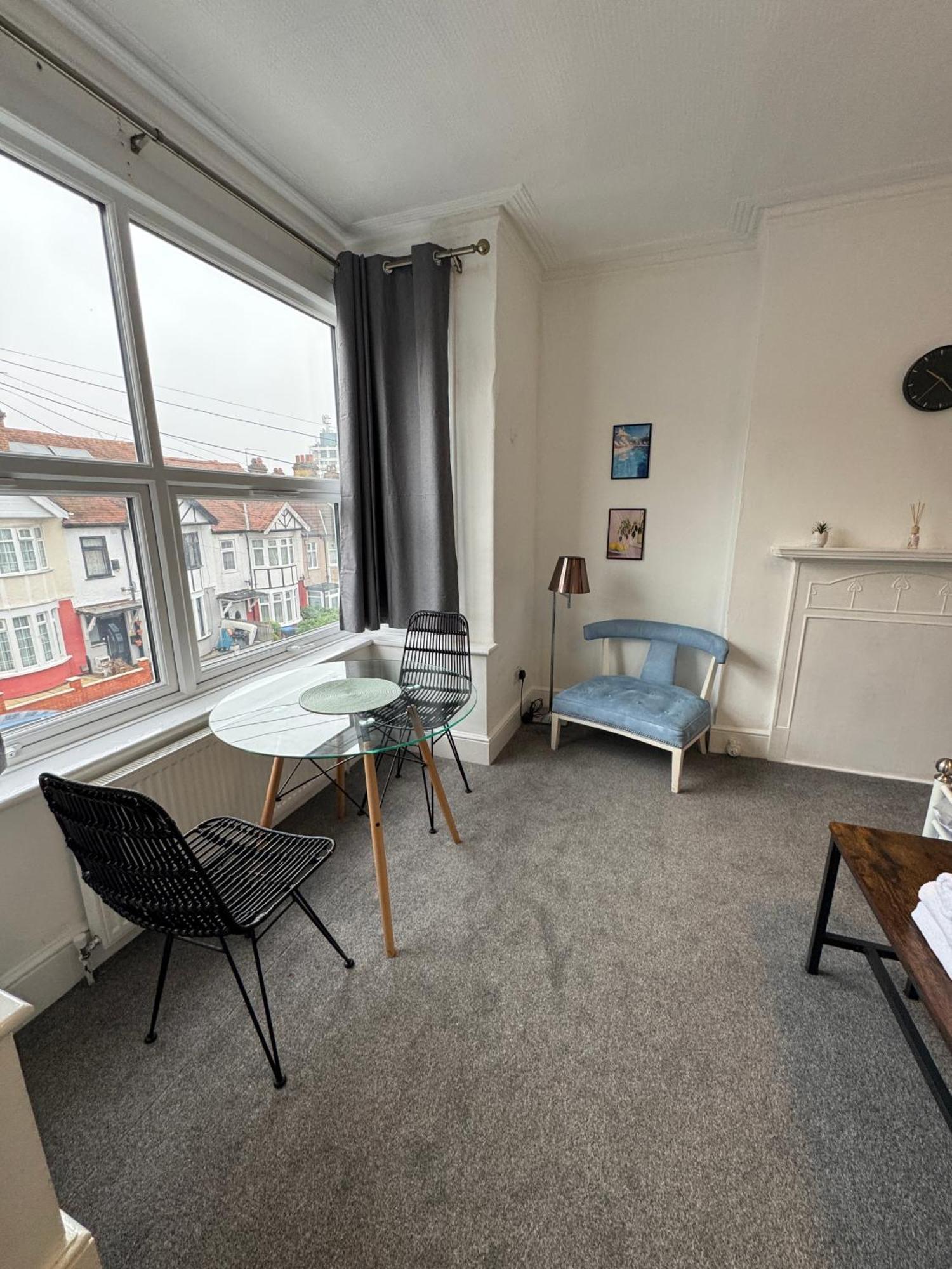 Cosy Double A Stones Throw From Wembley Stadium * London
