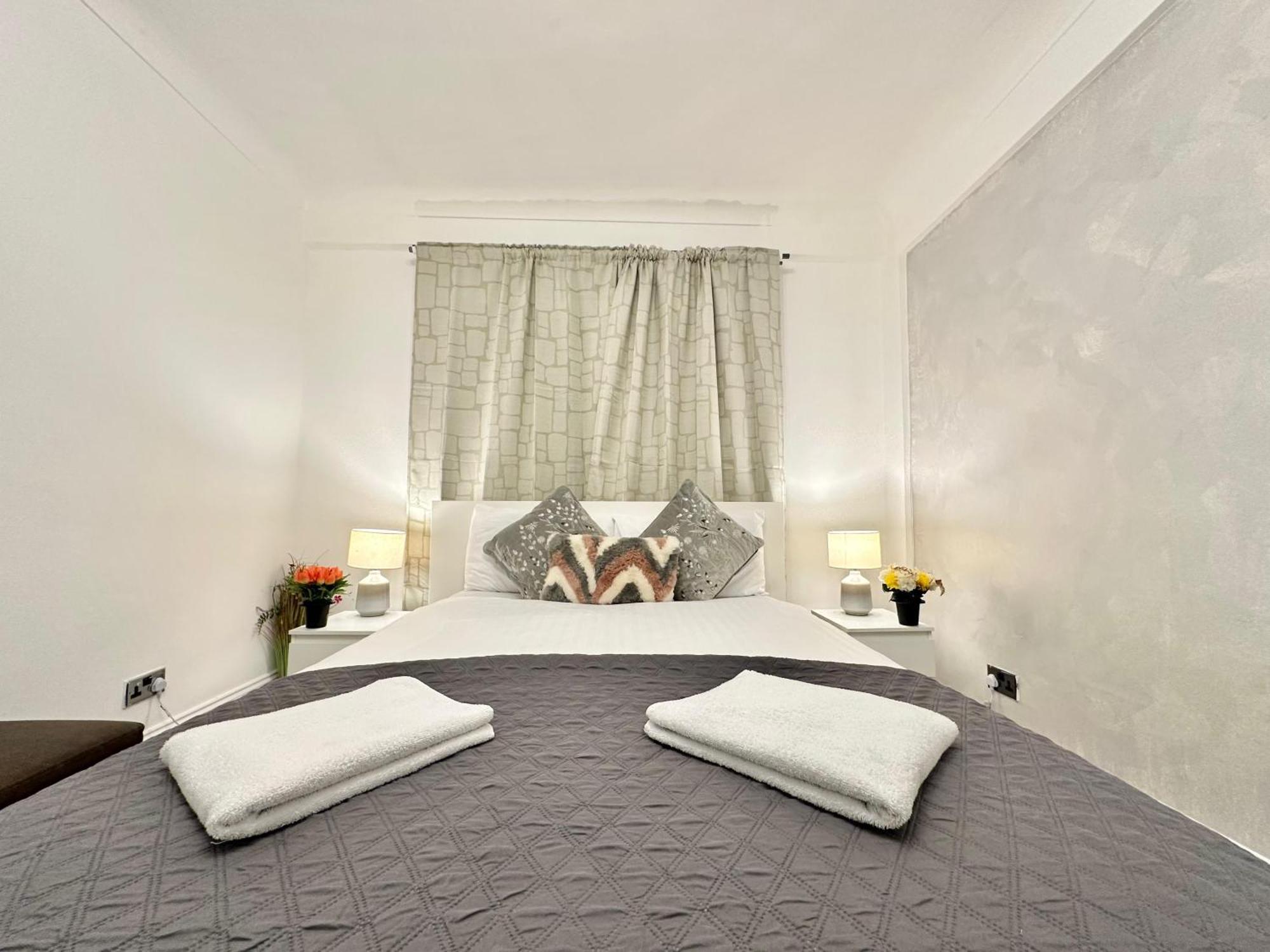 Edgware Road Beautiful Family Apartment *