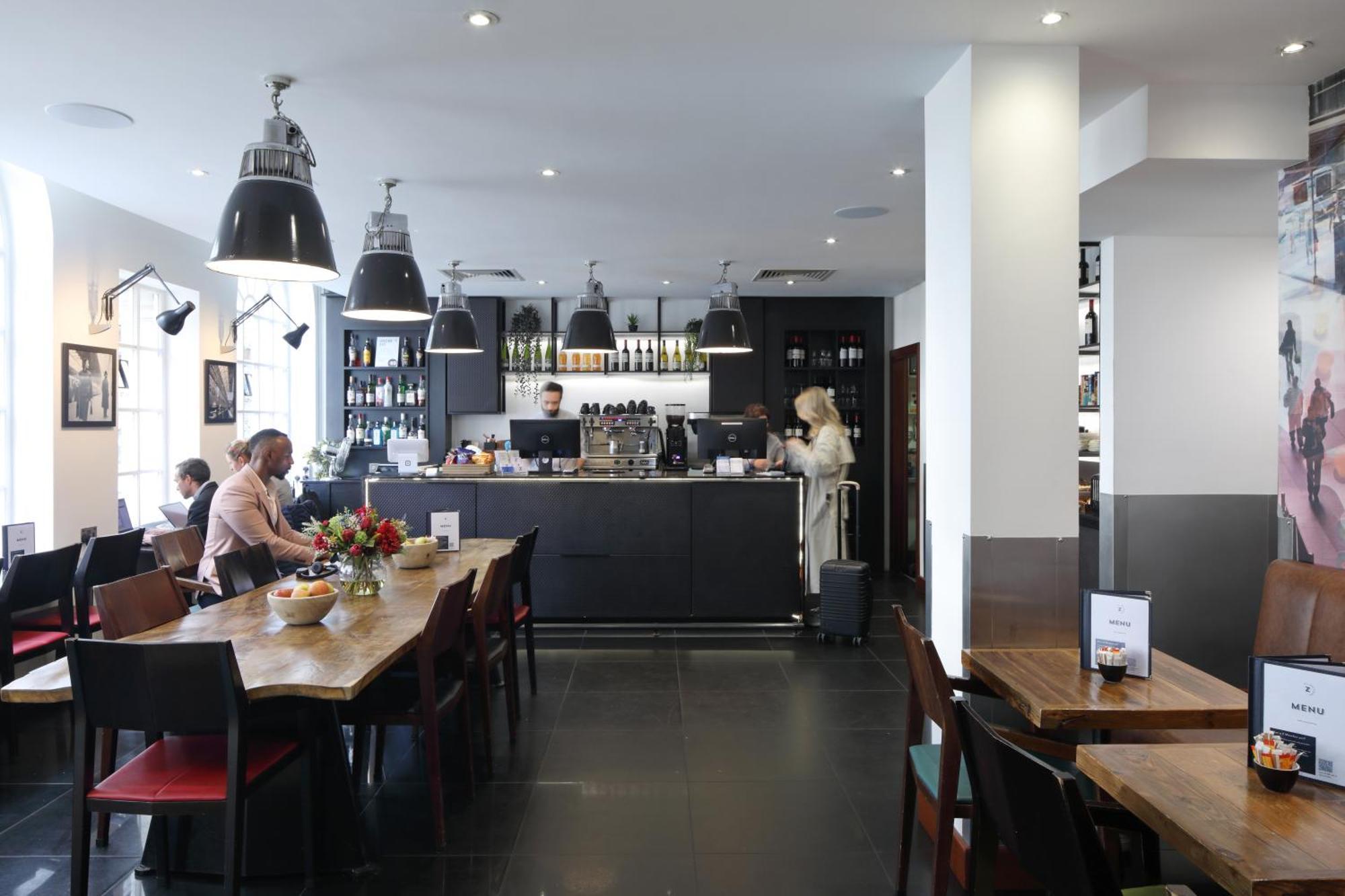 The Z Victoria Hotel