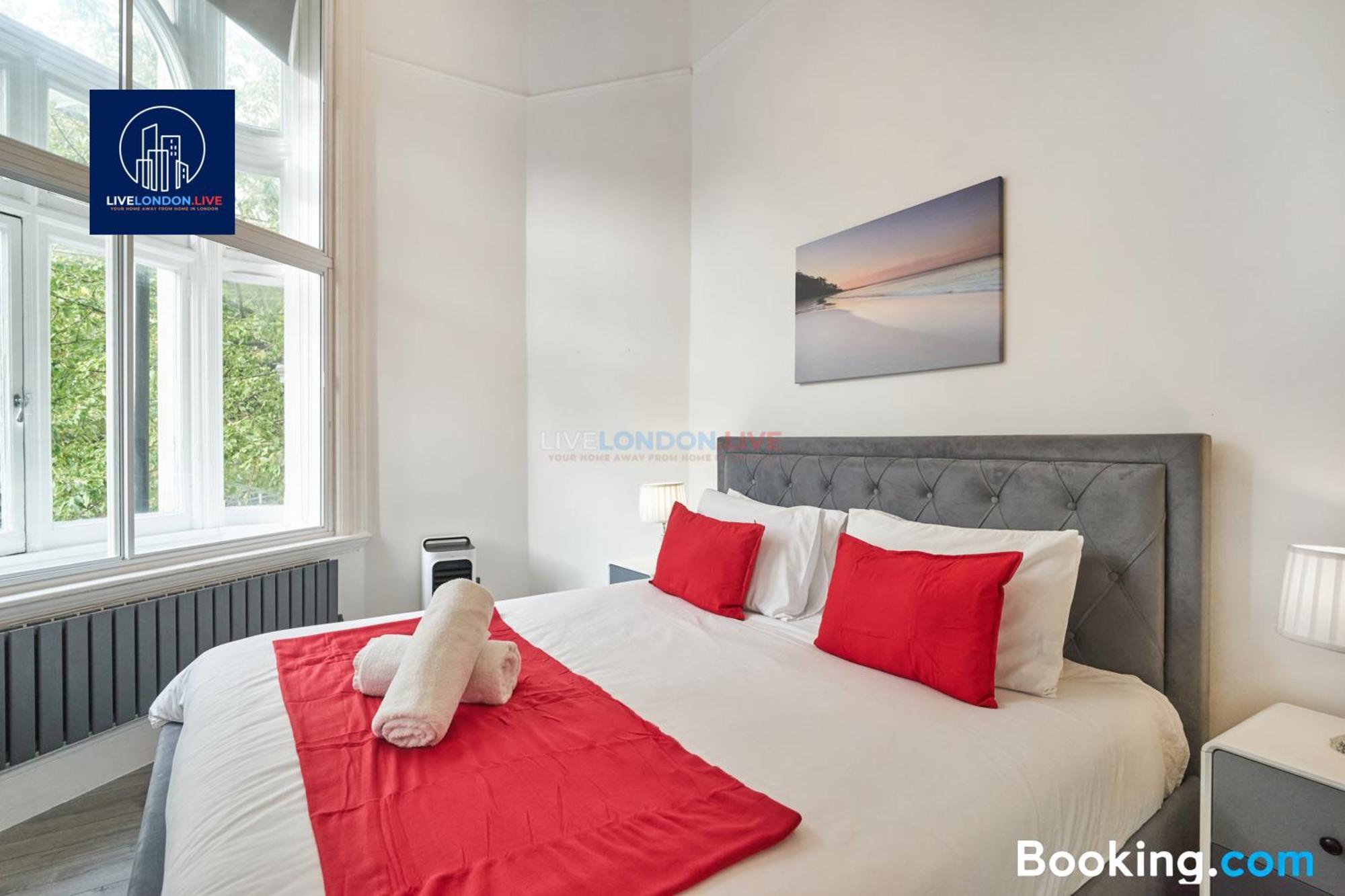Apartment Last-minute Reserve L Sleeps Up To 4 Guests L One-bedroom With King Bed And High Ceilings Near Camden By Live Short Lets & Serviced