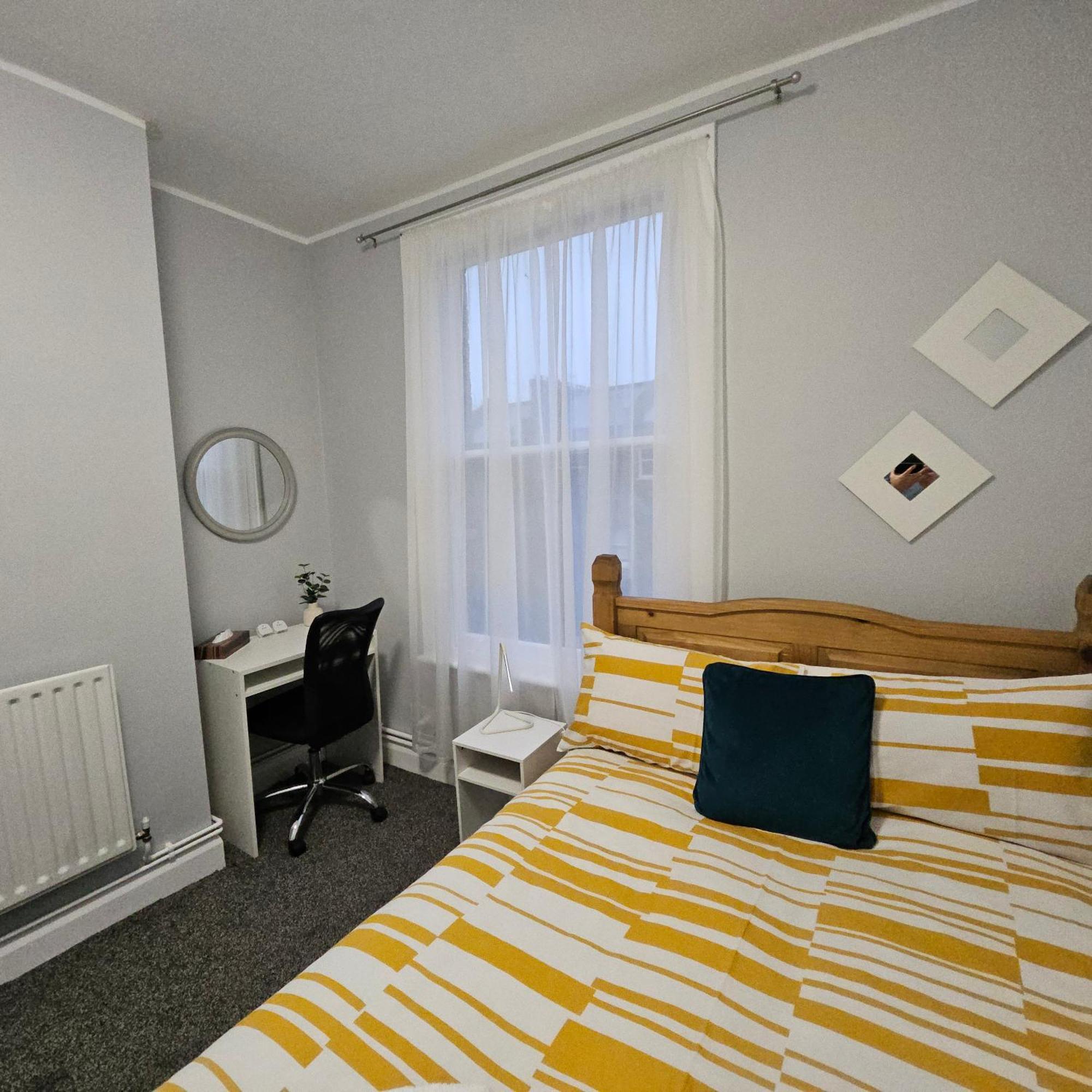 Beautiful Close To Guest house