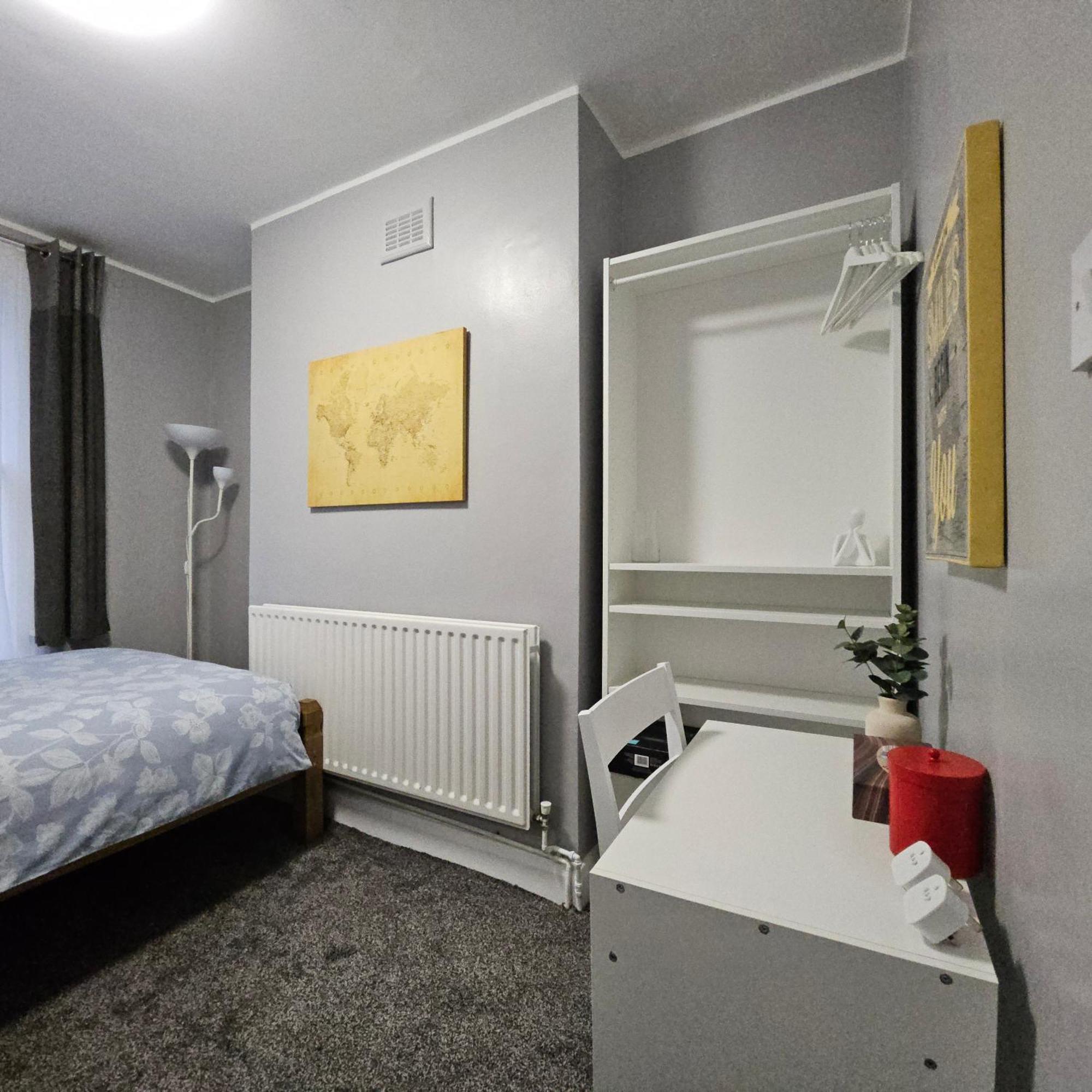 Beautiful Close To Guest house *
