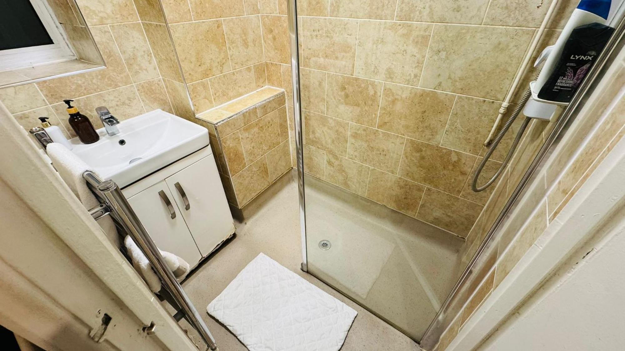Homestay Alder House In Camden For 7 Guests London