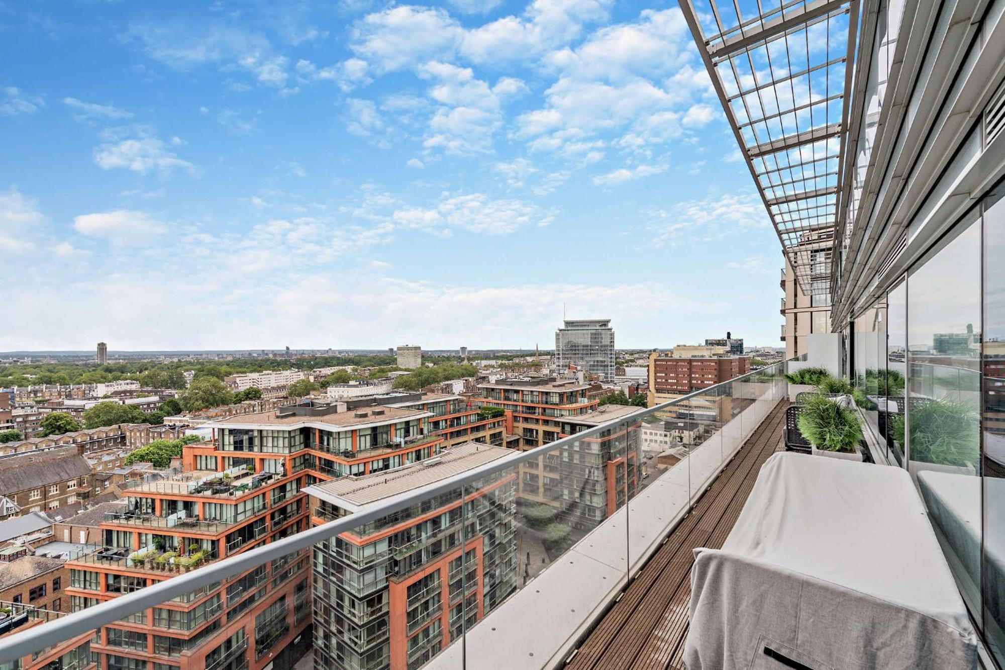 Apartment Merchant Square *