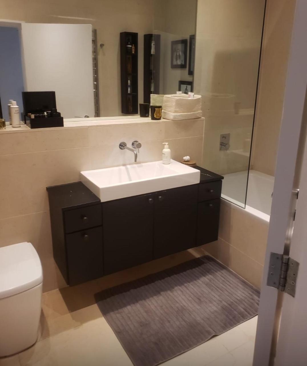 Chelsea, Three-bedroom Contemporary Living Duplex Apartment London