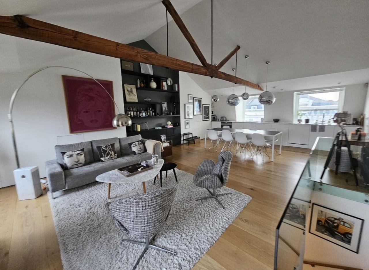 Chelsea, Three-bedroom Contemporary Living Duplex *