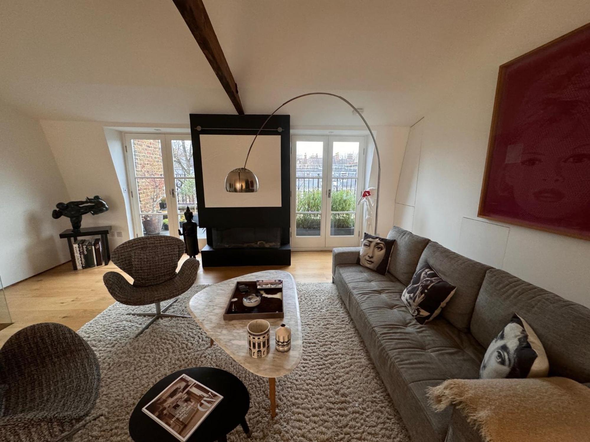 Chelsea, Three-bedroom Contemporary Living Duplex Apartment