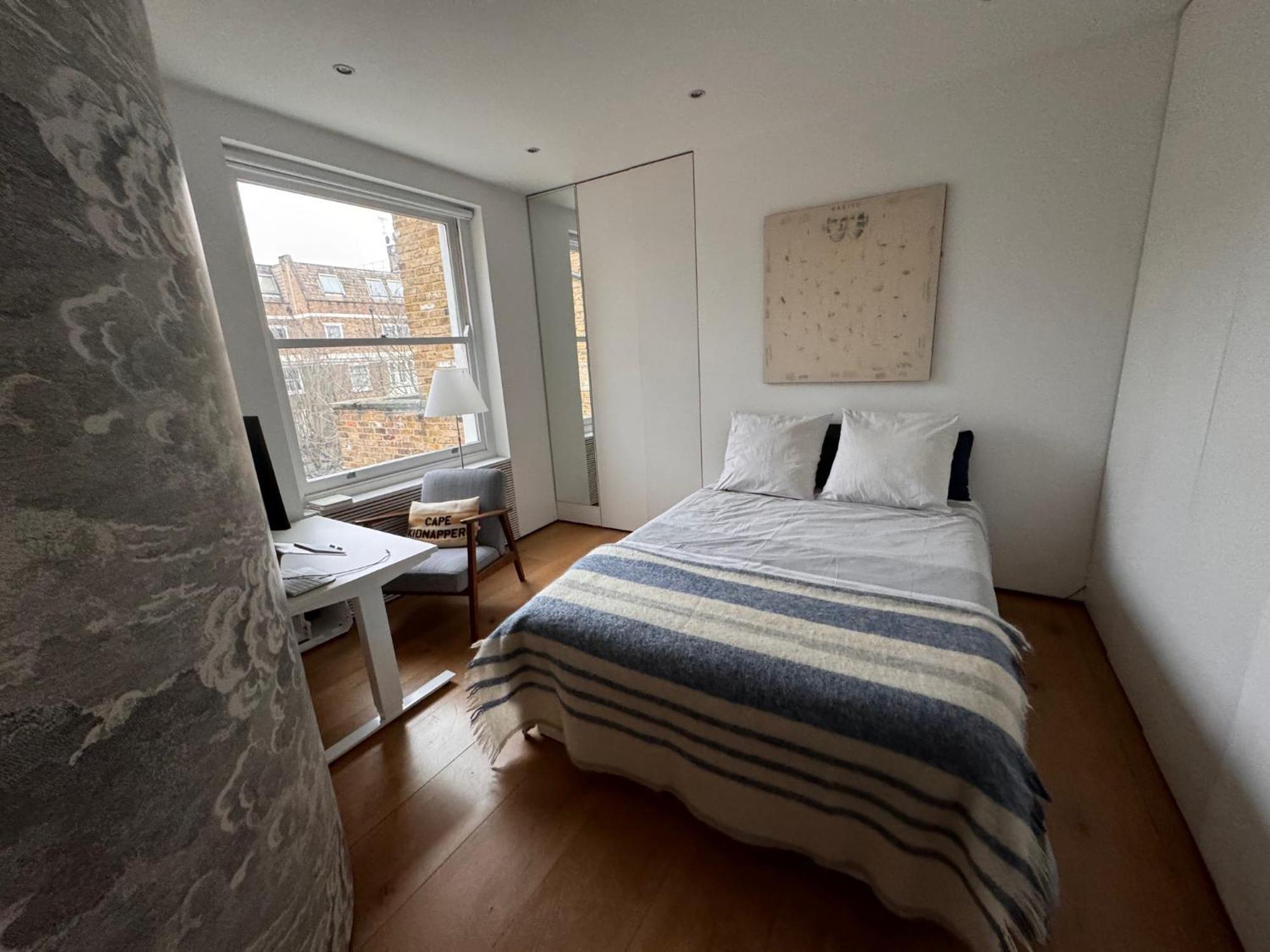 Apartment Chelsea, Three-bedroom Contemporary Living Duplex