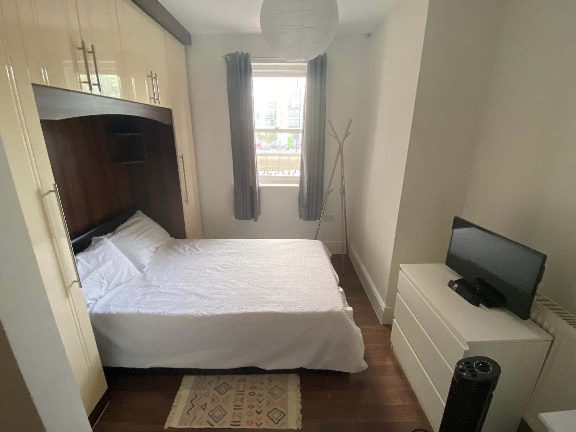 London Westfield Bedroom *