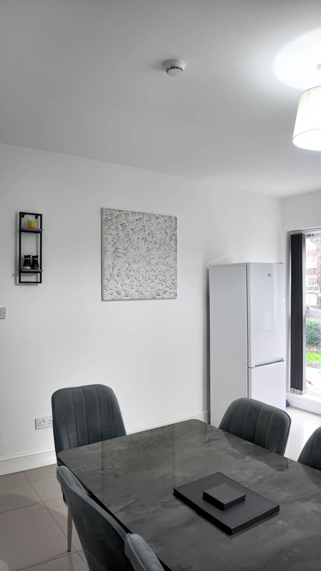 Apartment Duplex 3 Bed With Patio In Camden Wr202 London