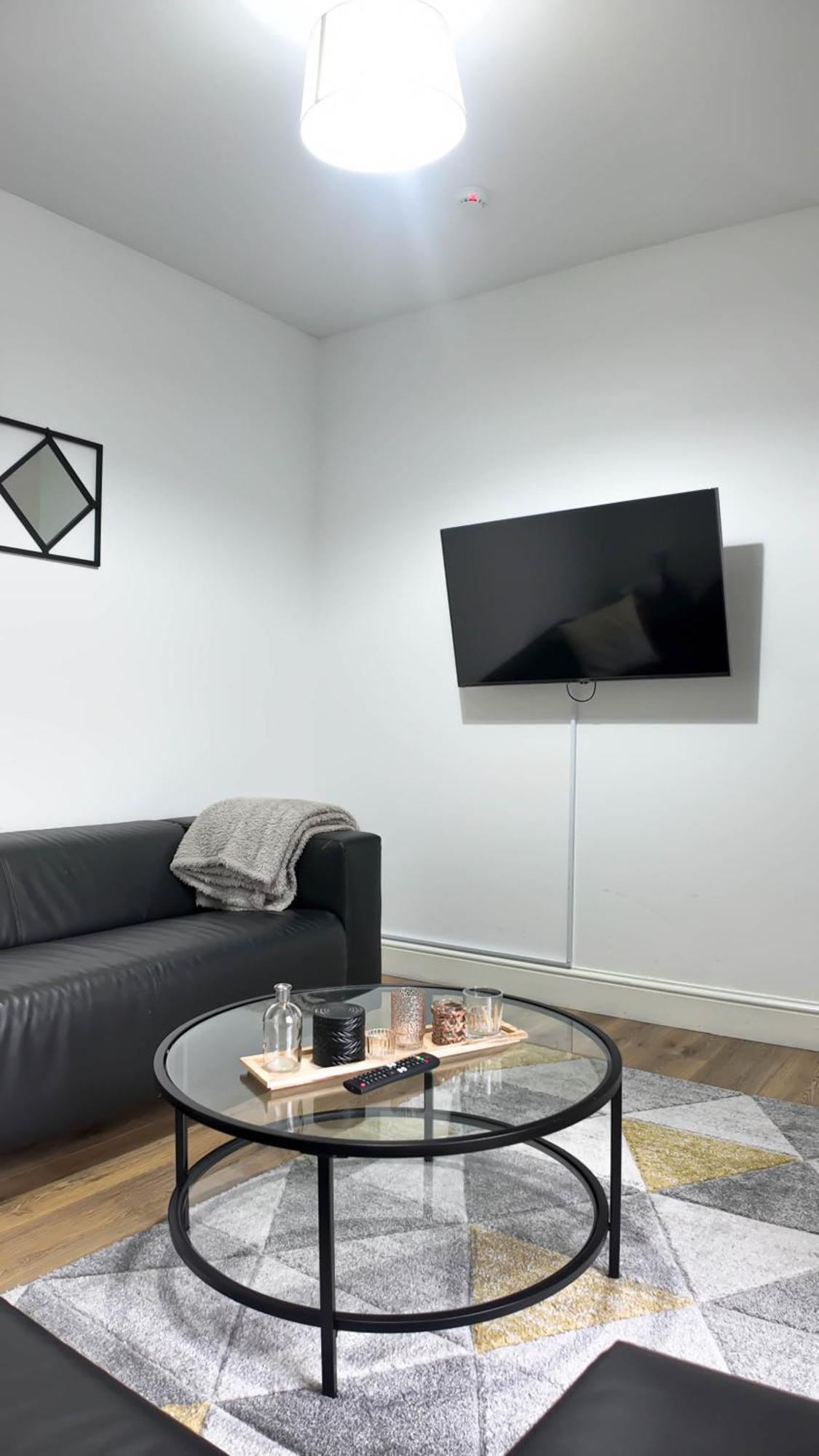 Apartment Duplex 3 Bed With Patio In Camden Wr202 London