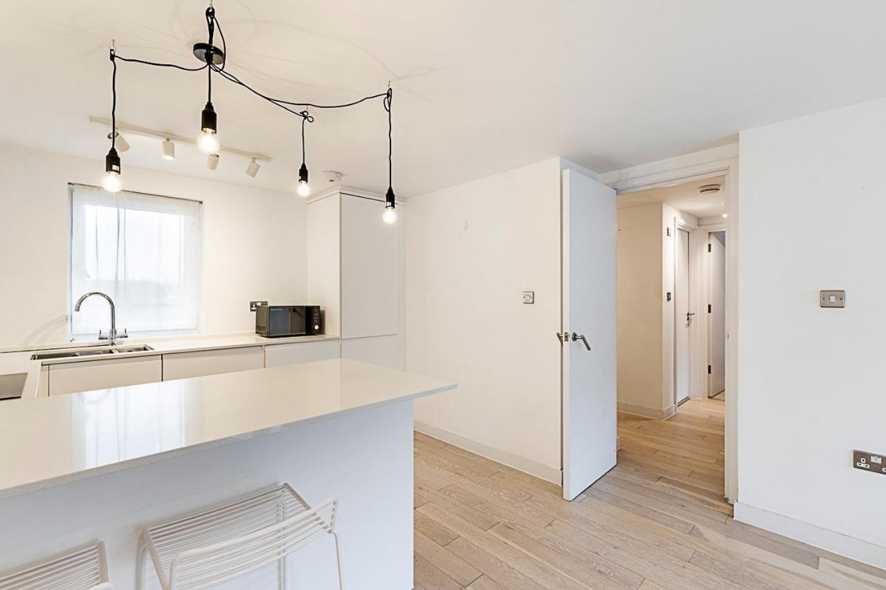 Comfy 2-bedroom With Balcony Apartamento *