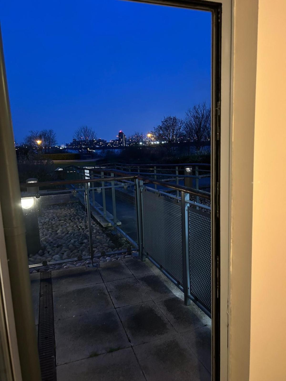 Apartment Flat In Greenwich Near O2 London