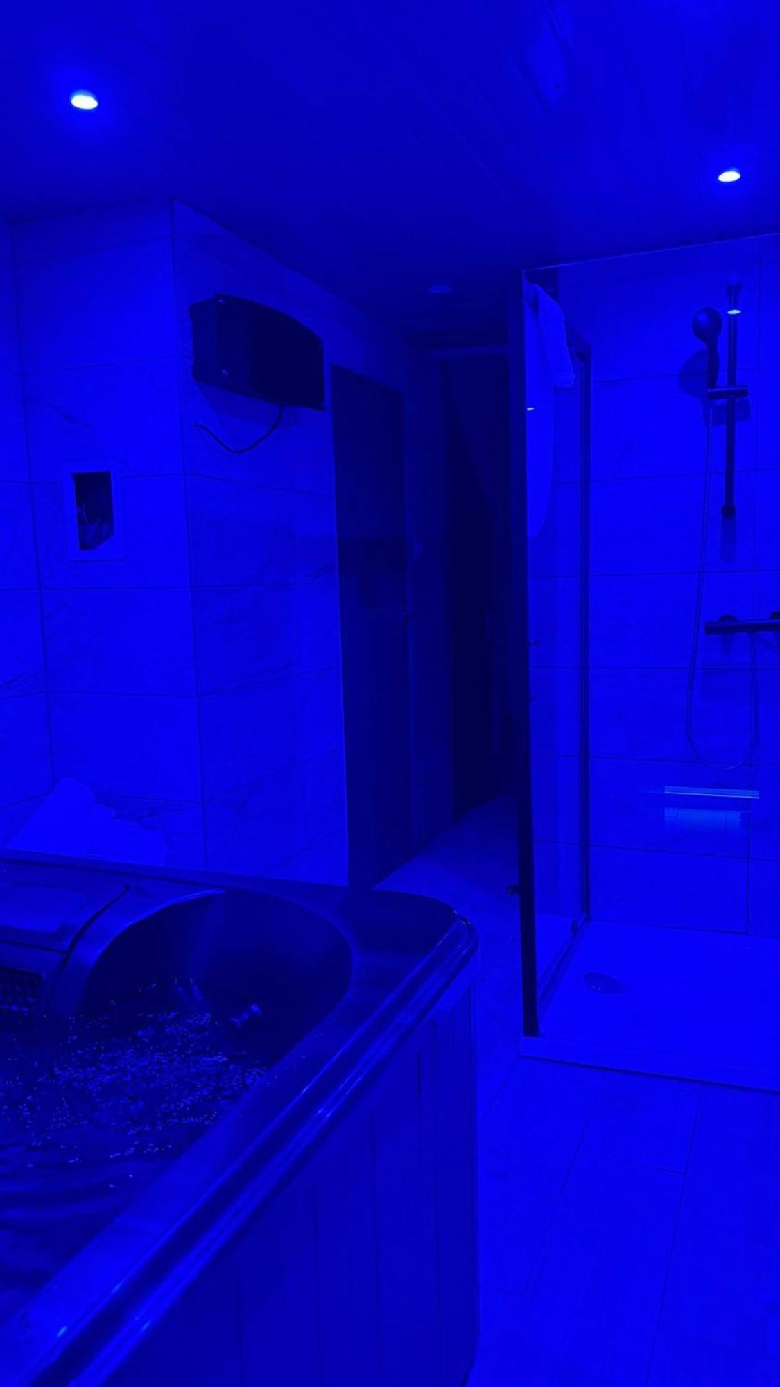 Apartment London, Jacuzzi 1 Bedroom *