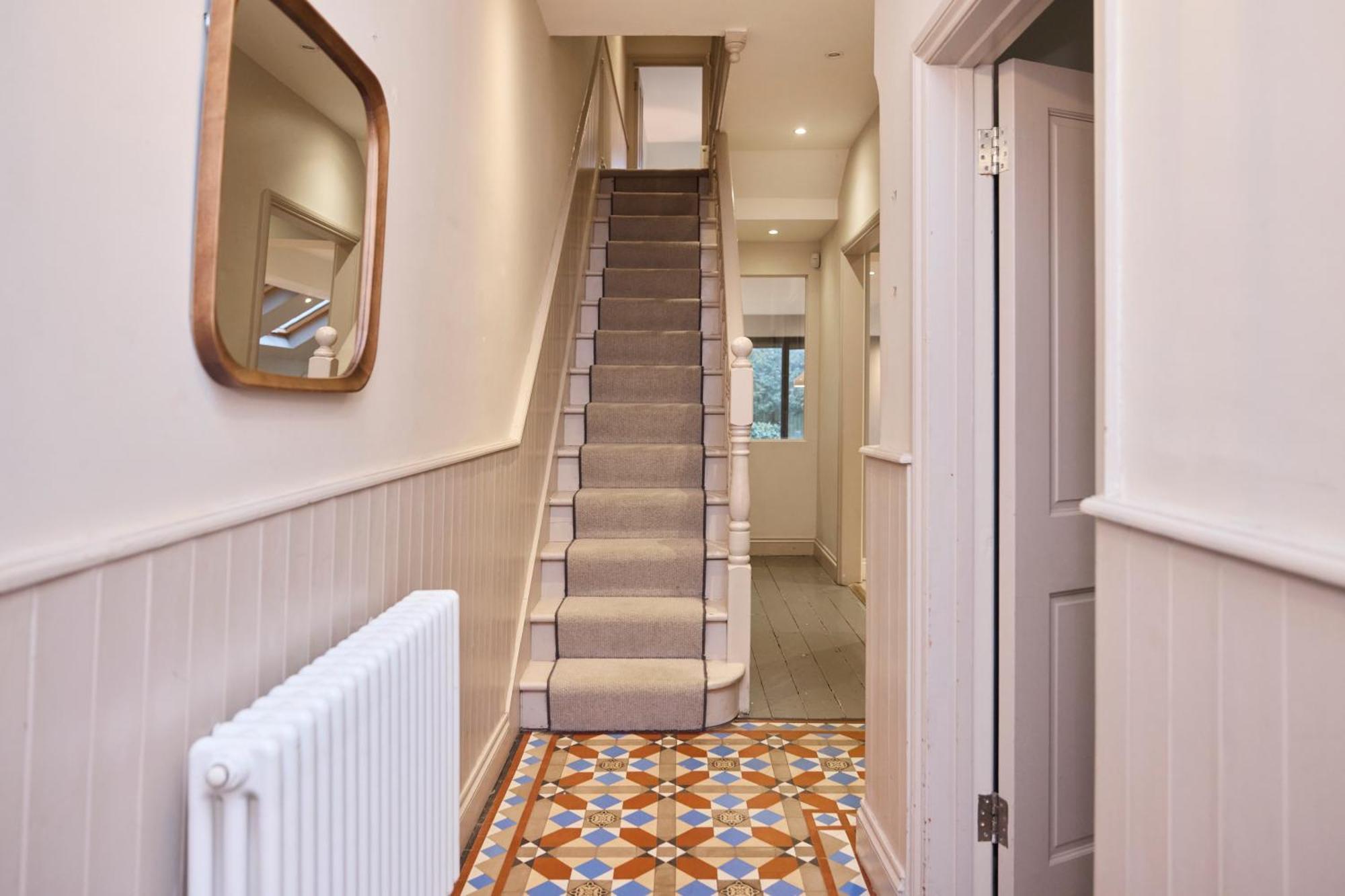 The Harlesden Haven - Stunning 4bdr With Garden Apartment *
