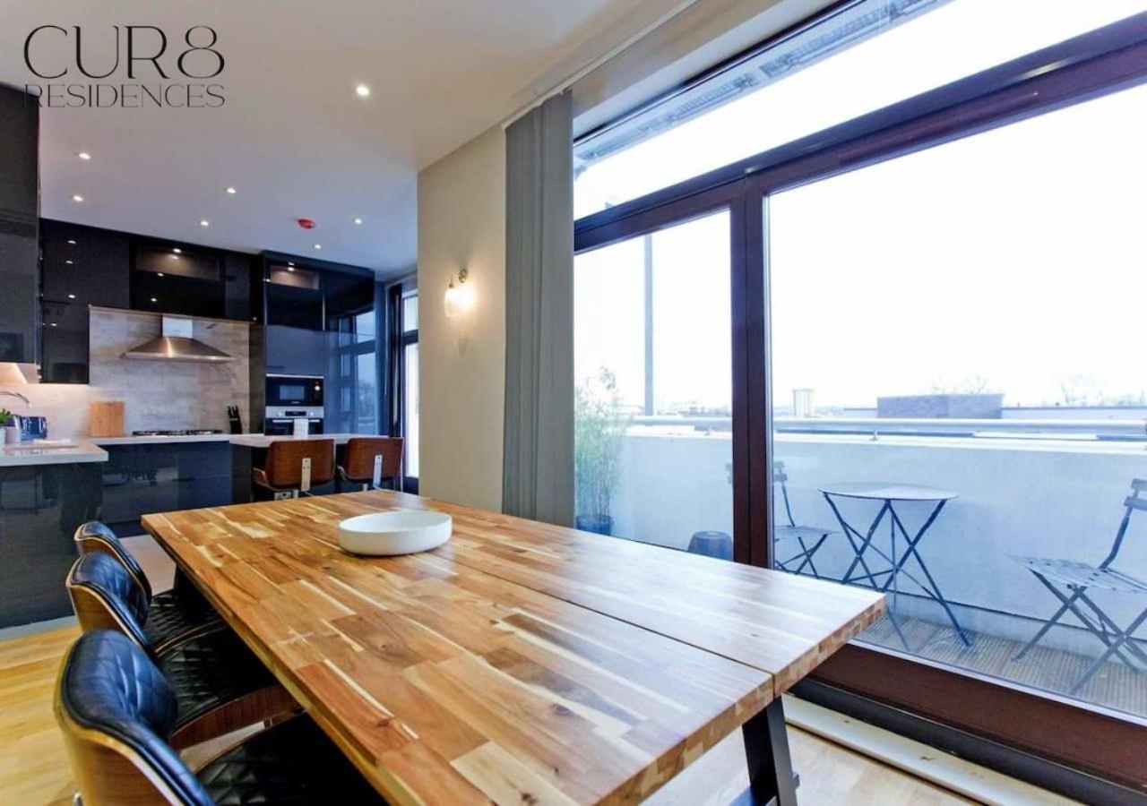 Apartment Stylish Penthouse With Views / Balcony Ac