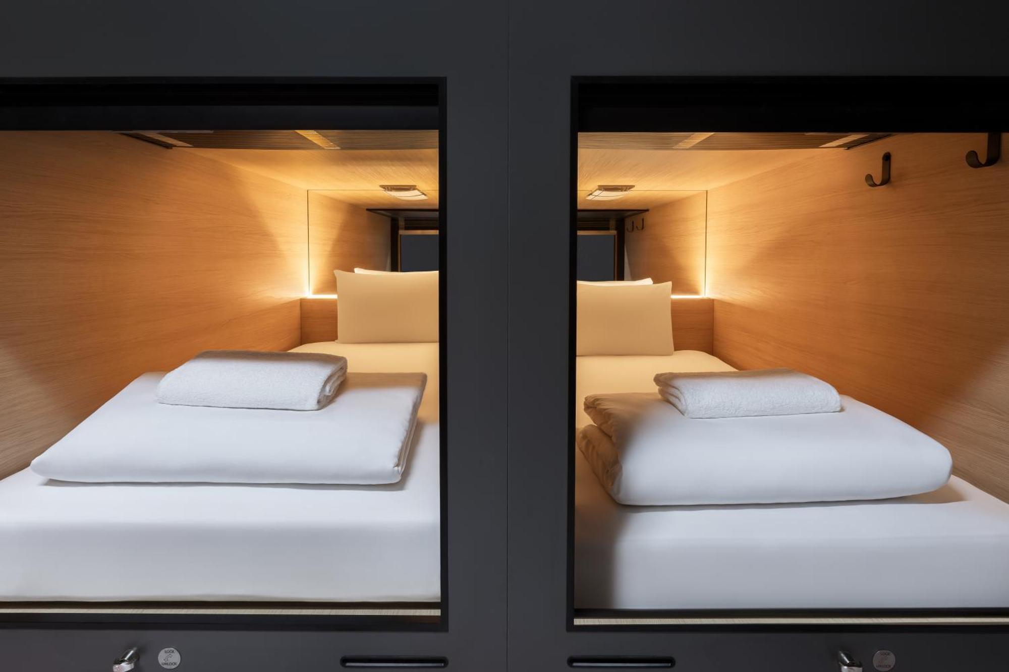 Capsule hotel Zedwell Capsules Piccadilly London