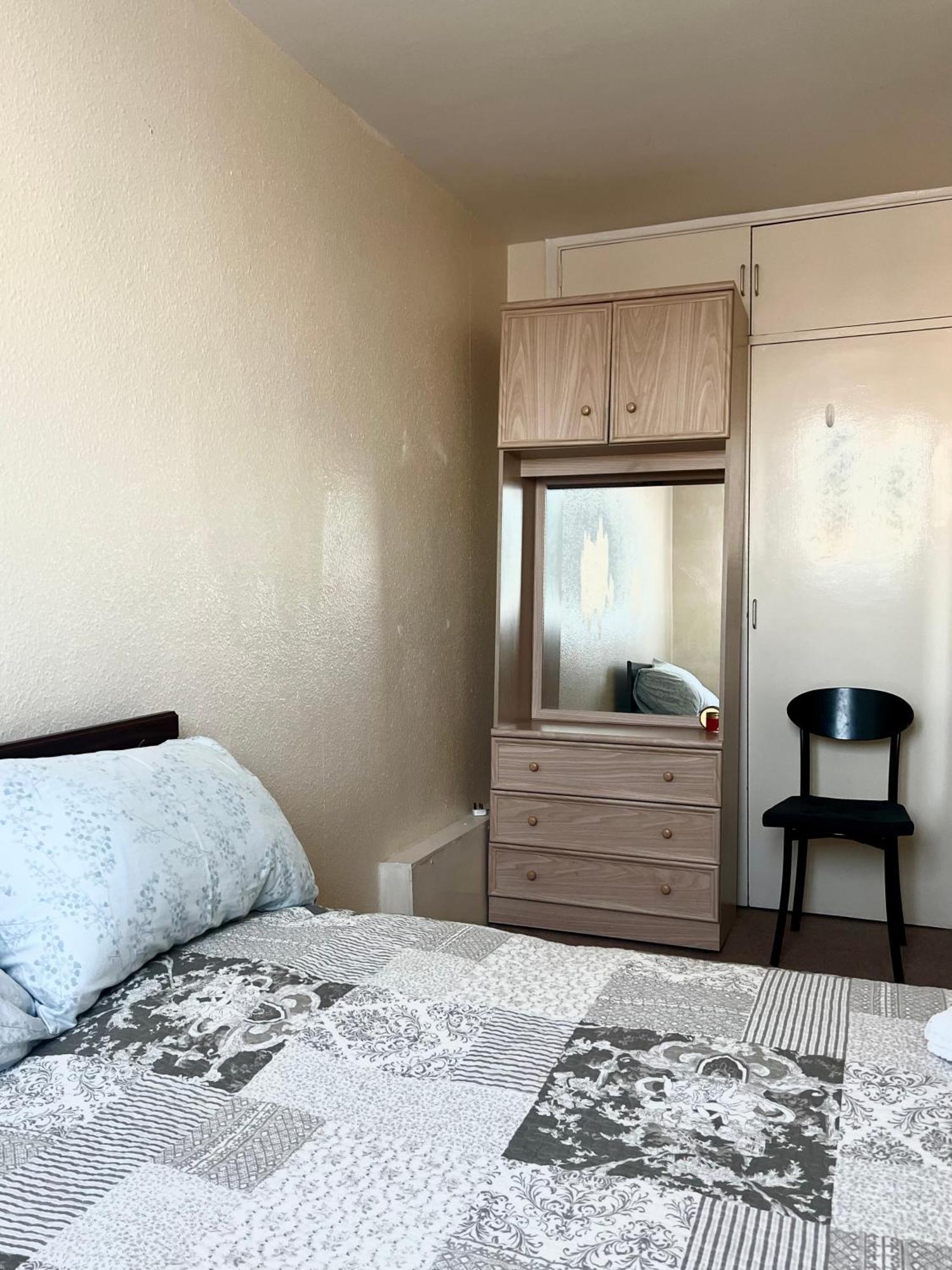 Apartment In The Heart Of The *