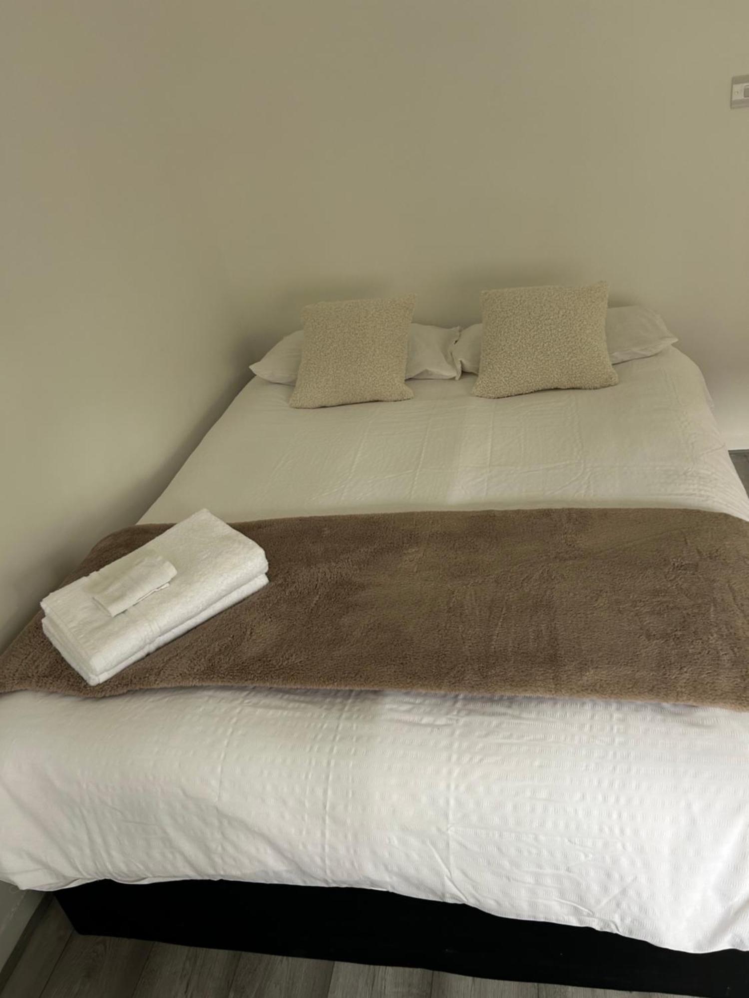 Guest house The 4 London