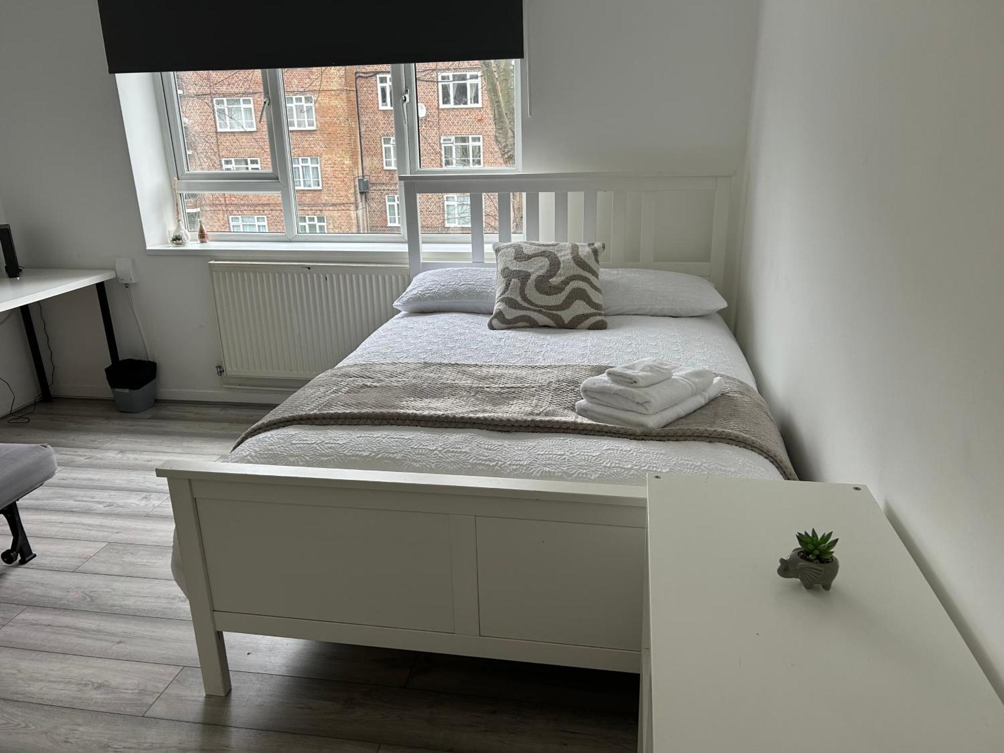 Guest house The 4 *