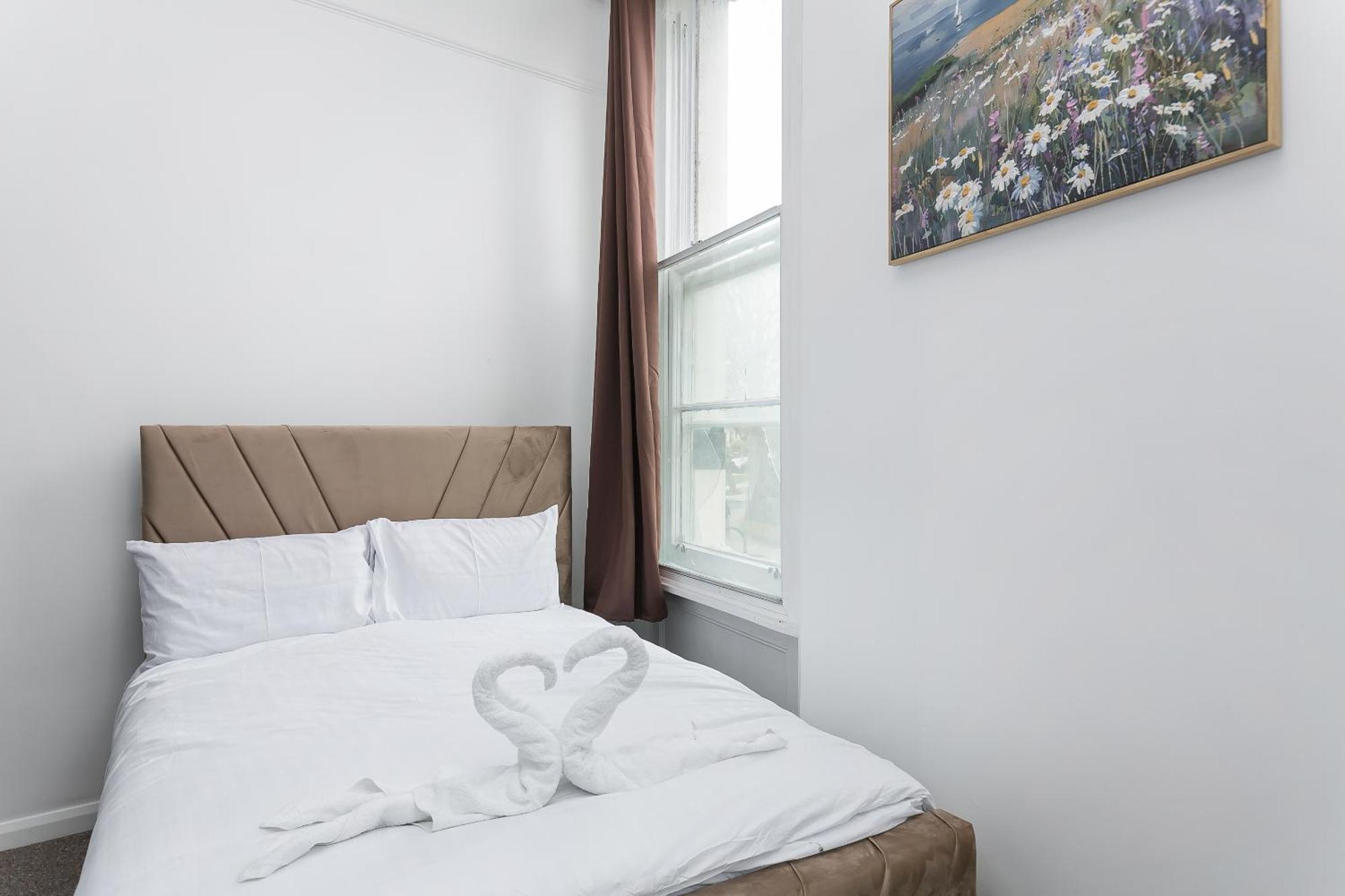 Albergue King Cross Collective - By Aura *