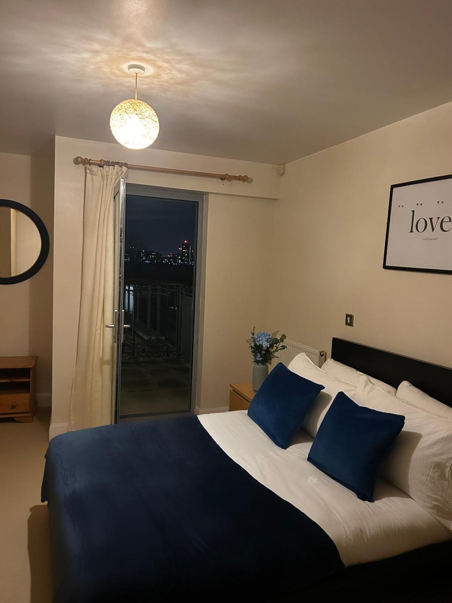 Flat In Greenwich Near O2 Apartment