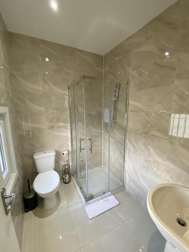 Suits - Comfortable Guest house *