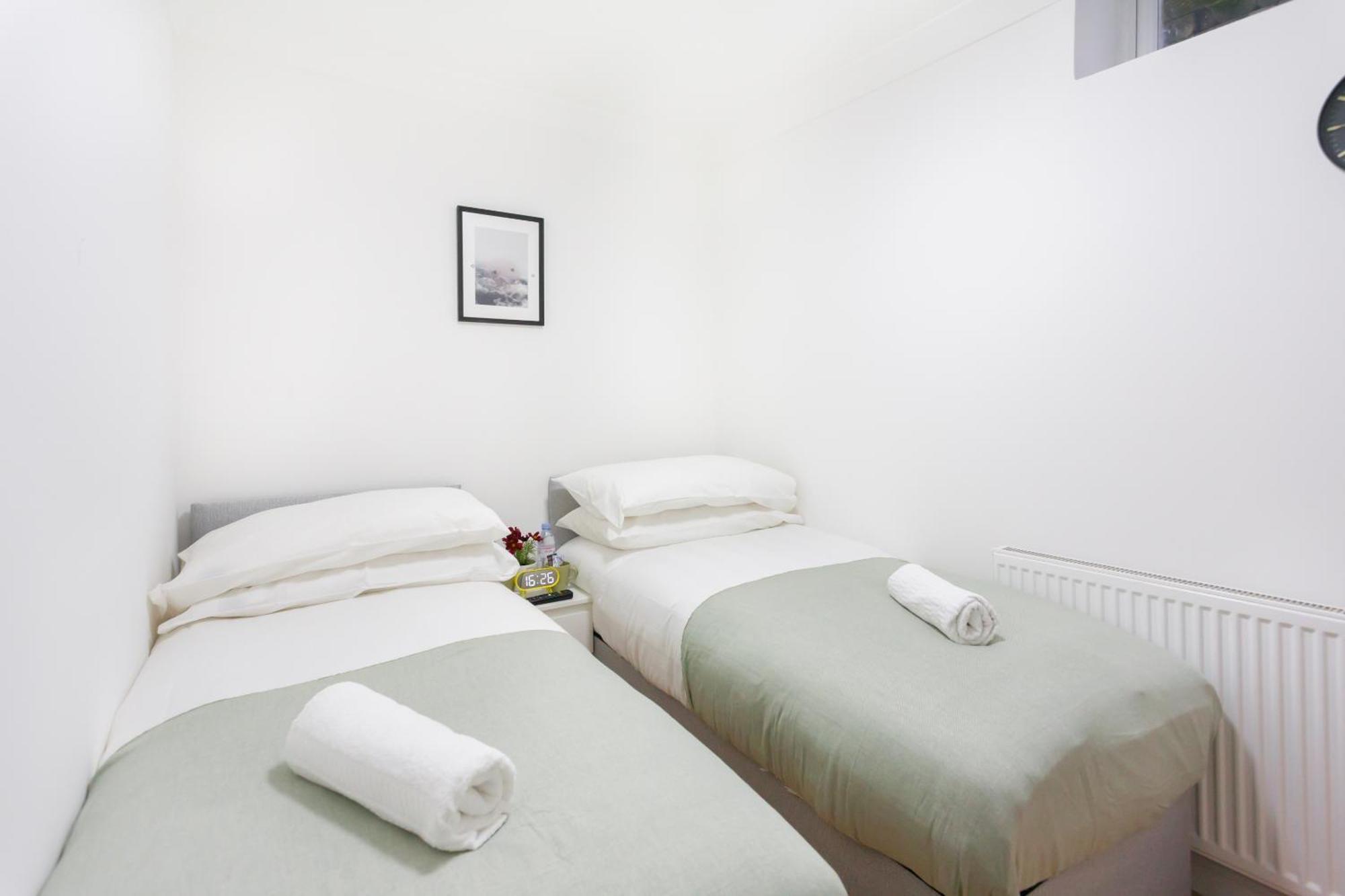 Suits - Comfortable Guest house *