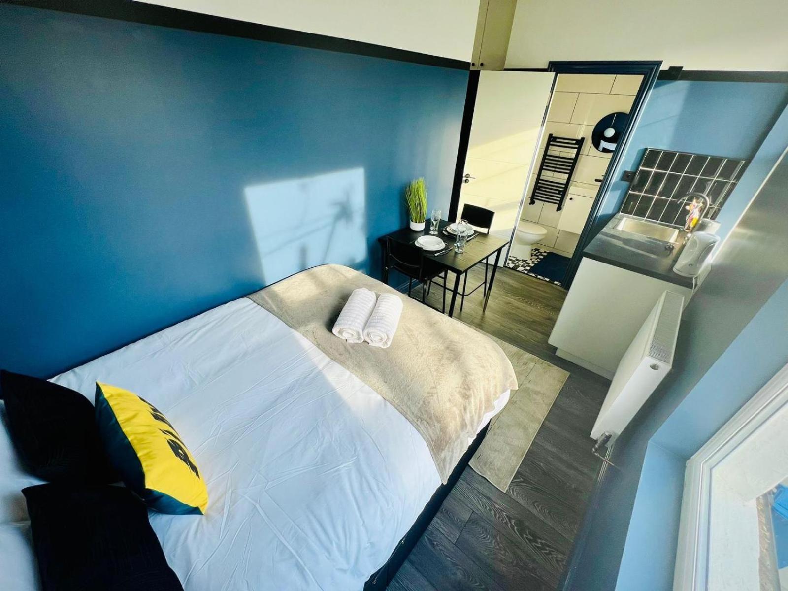 61 Studio, Ideal For Tourists High Recommend!!! Guest house *