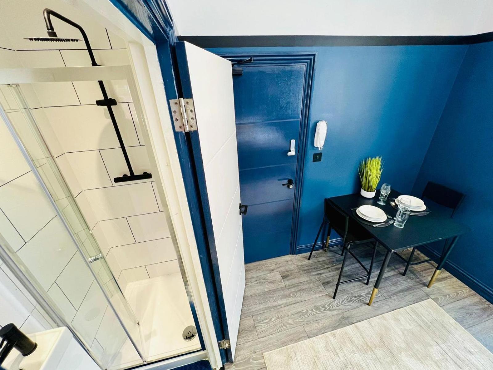 61 Studio, Ideal For Tourists High Recommend!!! Guest house