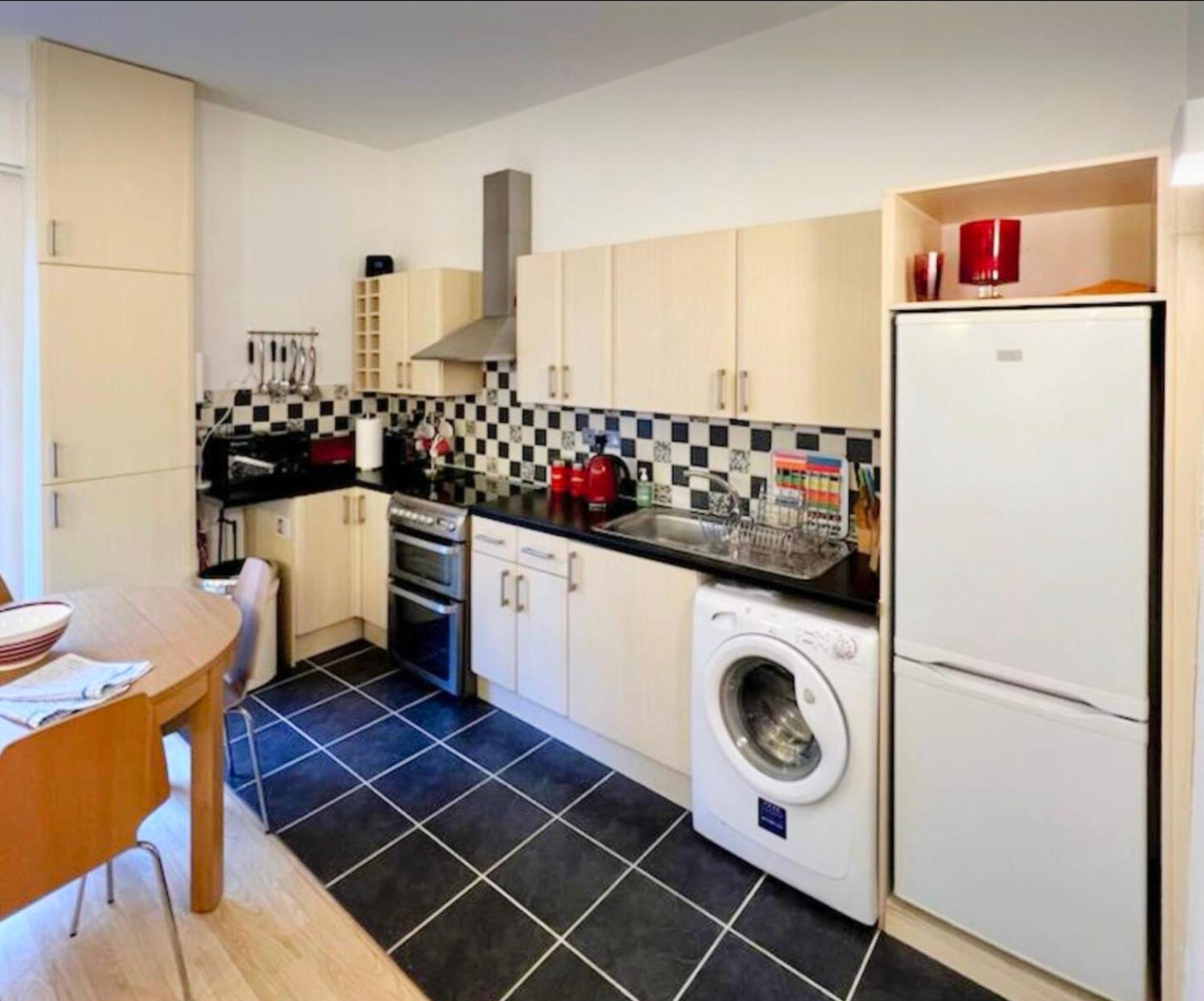 Superb In Willesden Green, 10mins To Apartamento *
