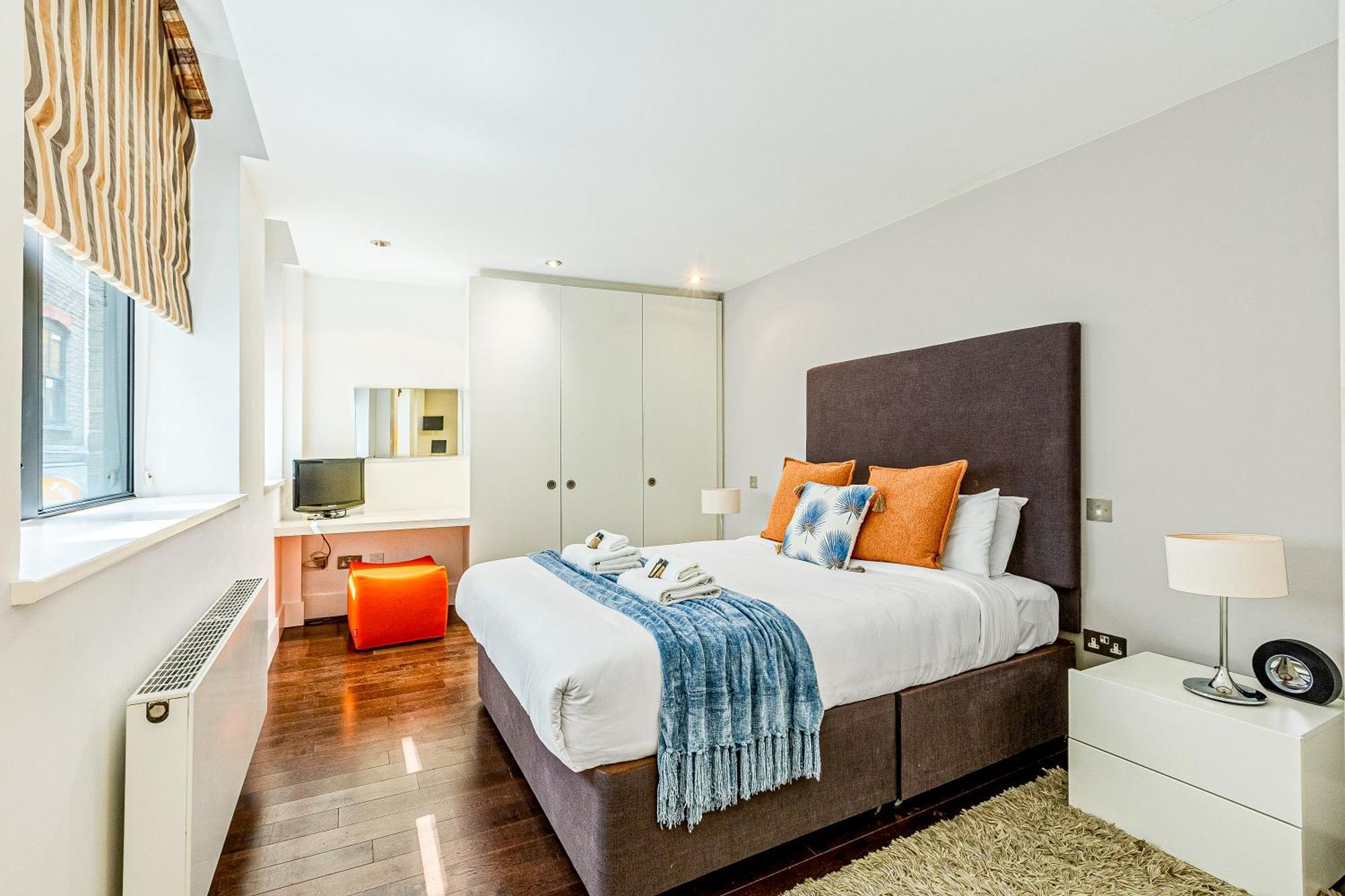 Modern & Stylish 1br Flat 2min Monument Station *