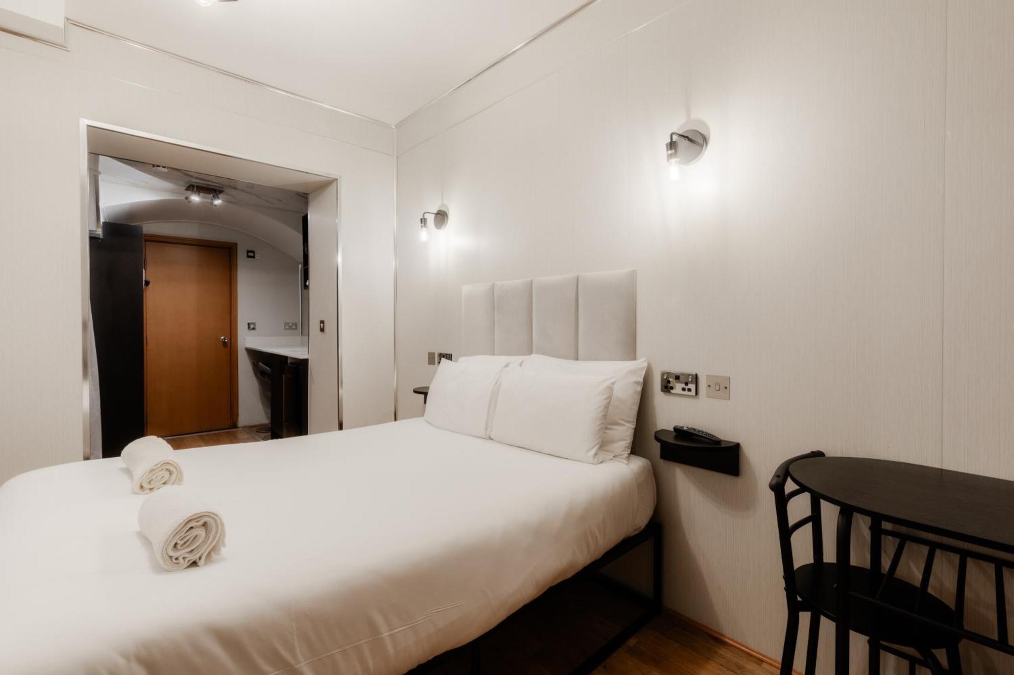 Britannia Hyde Park Hotel *