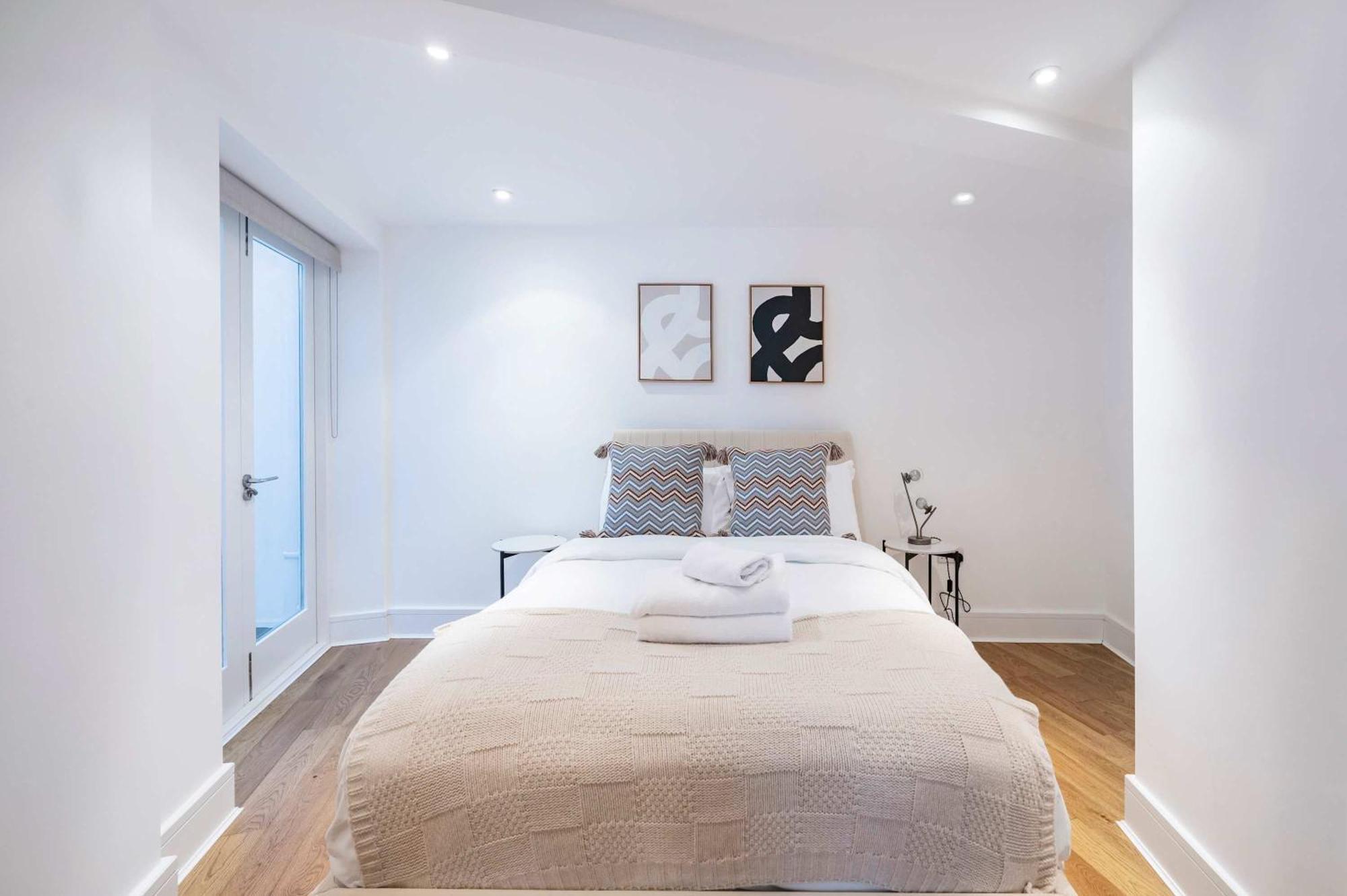 The Urban Minimalist- Notting Hill 2 Bed * London