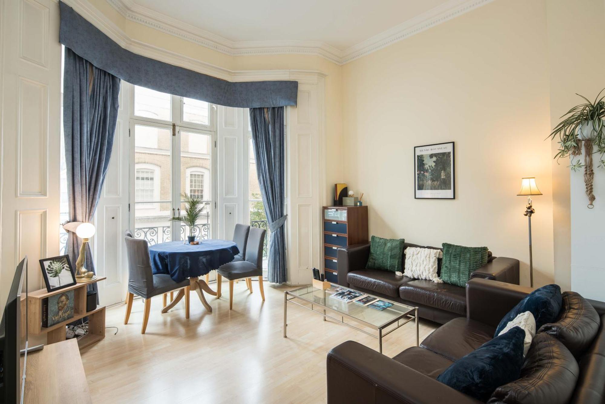 Cosy High-ceiling Victorian Flat With Balcony - 2mins To Hyde Park, Kensington Palace, Nottinghill, High Street Kensington,2br 2baths * London