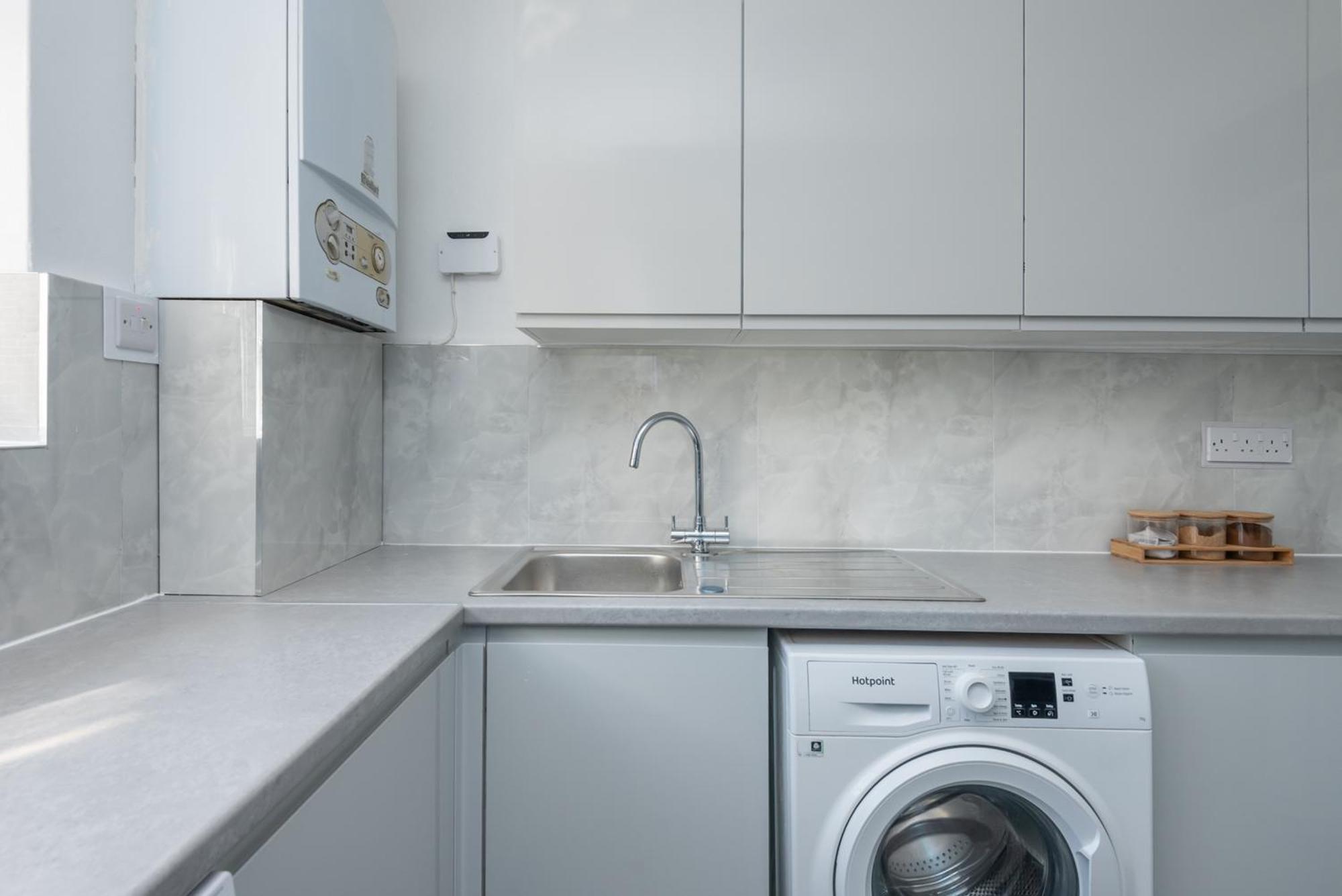 Cosy 4 Bed Near Greenwich Fast & Easy To * London