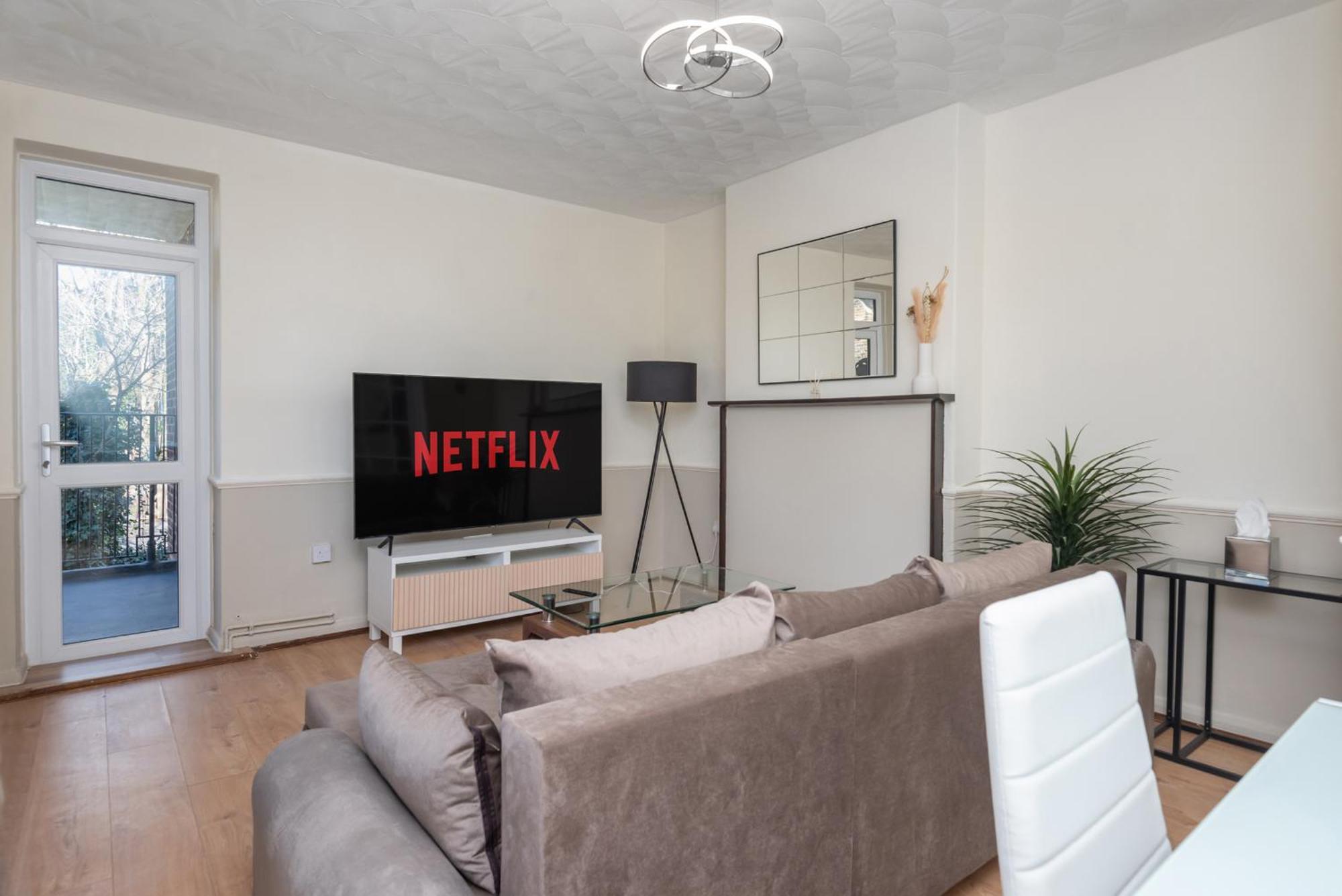 Cosy 4 Bed Near Greenwich Fast & Easy To Apartment *