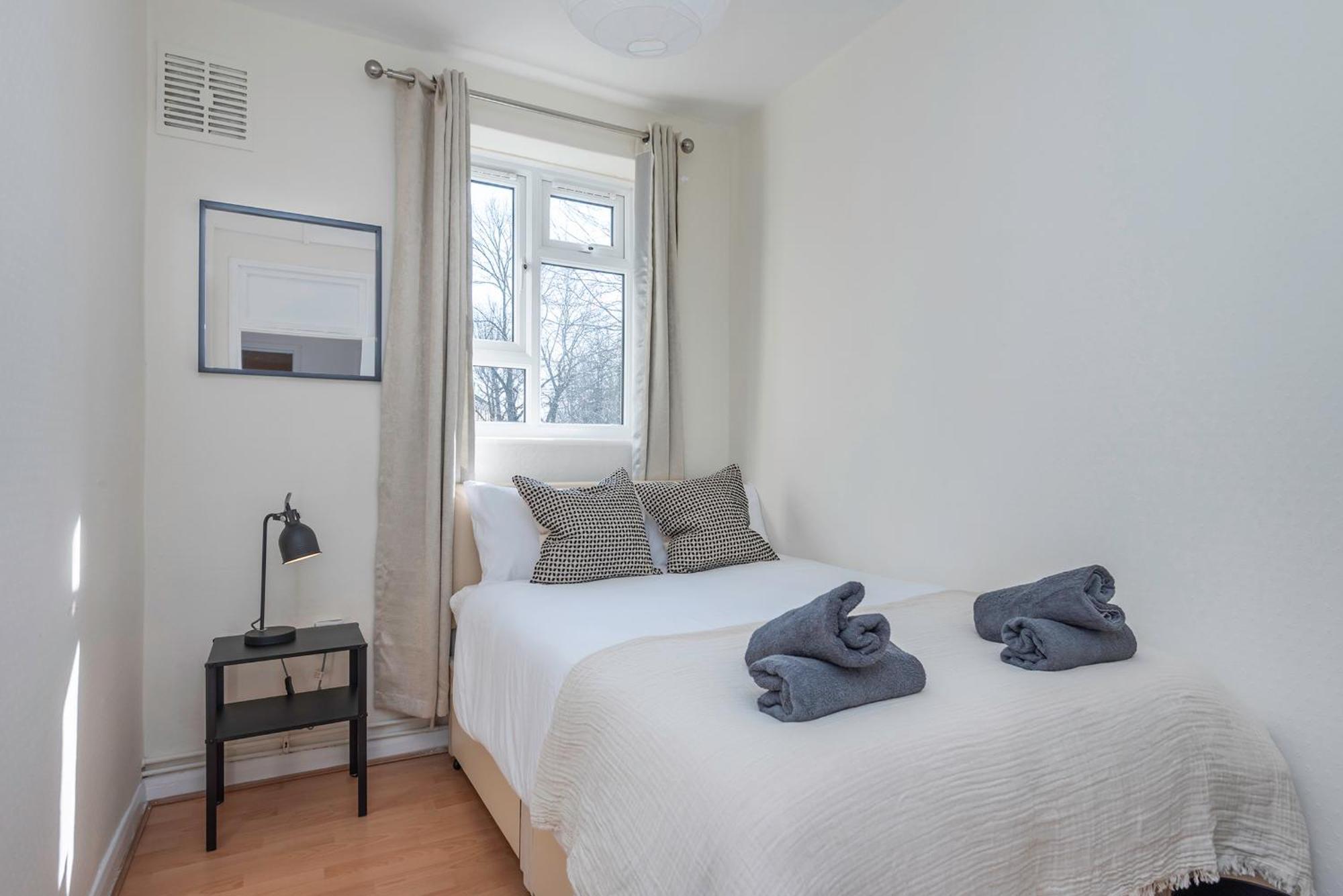 Cosy 4 Bed Near Greenwich Fast & Easy To *