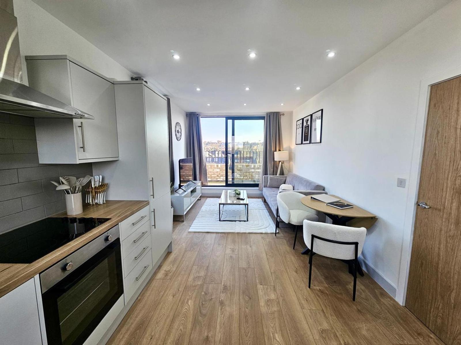 Apartment Hobson Woods *