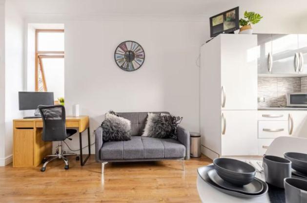 1 Bedroom Town House In Holiday home London