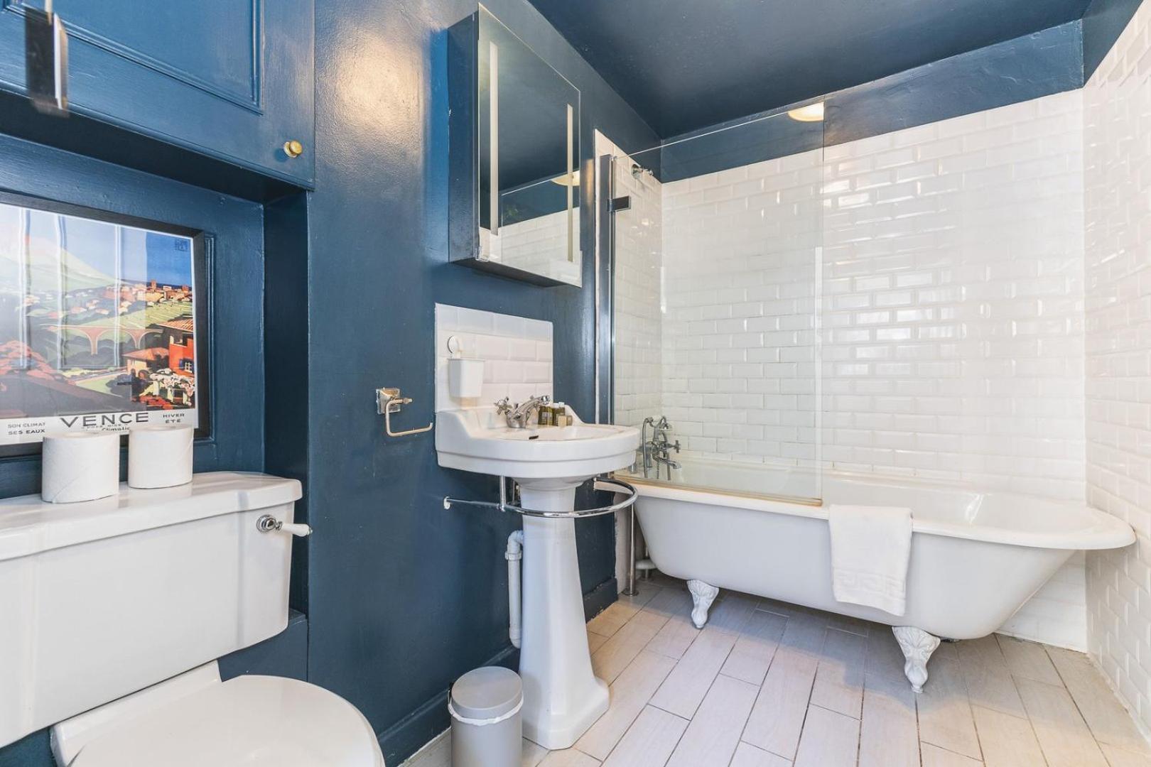 Leafy & Stylish Brixton Retreat * London