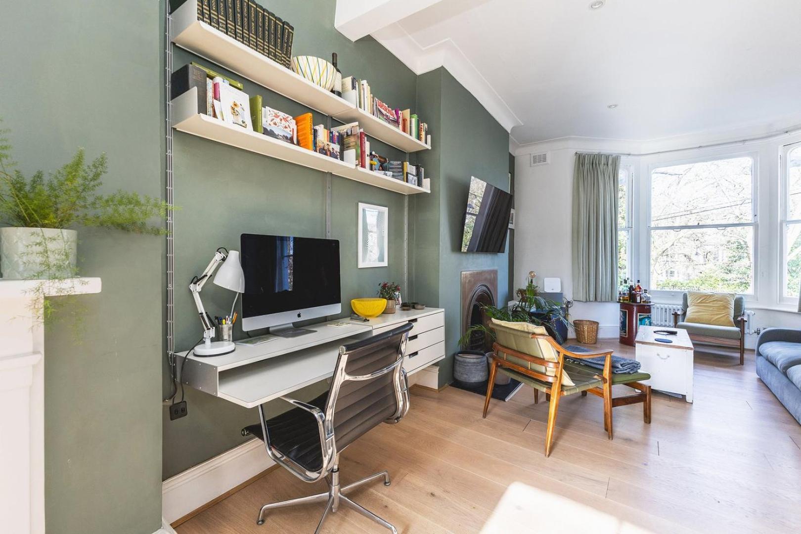 Leafy & Stylish Brixton Retreat Apartment *