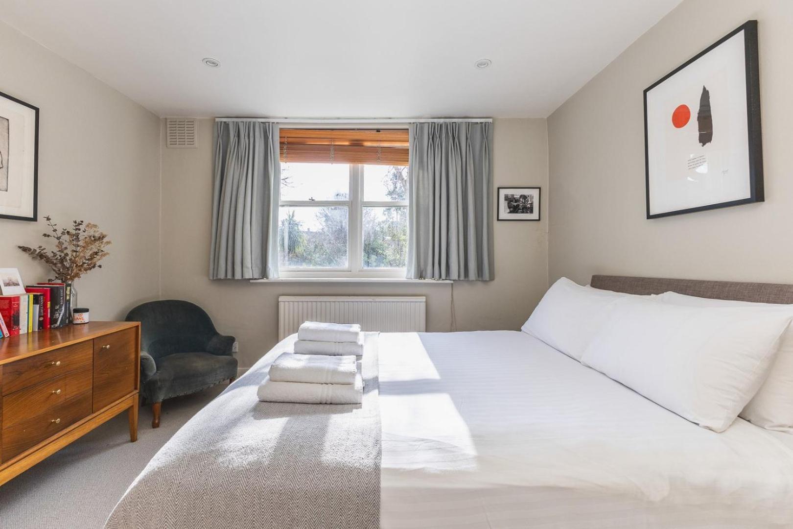 Apartment Leafy & Stylish Brixton Retreat London