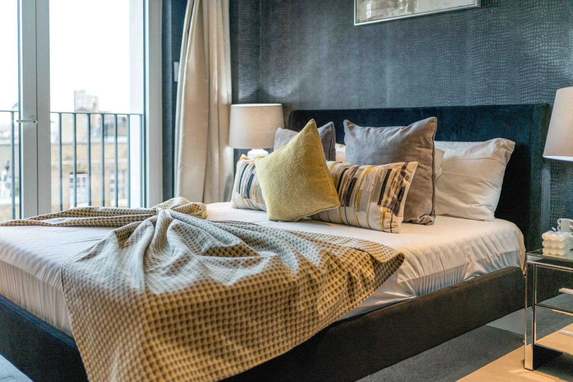 Spectacular Brand New 2 Bedrooms And 2 Bathroom * Londres