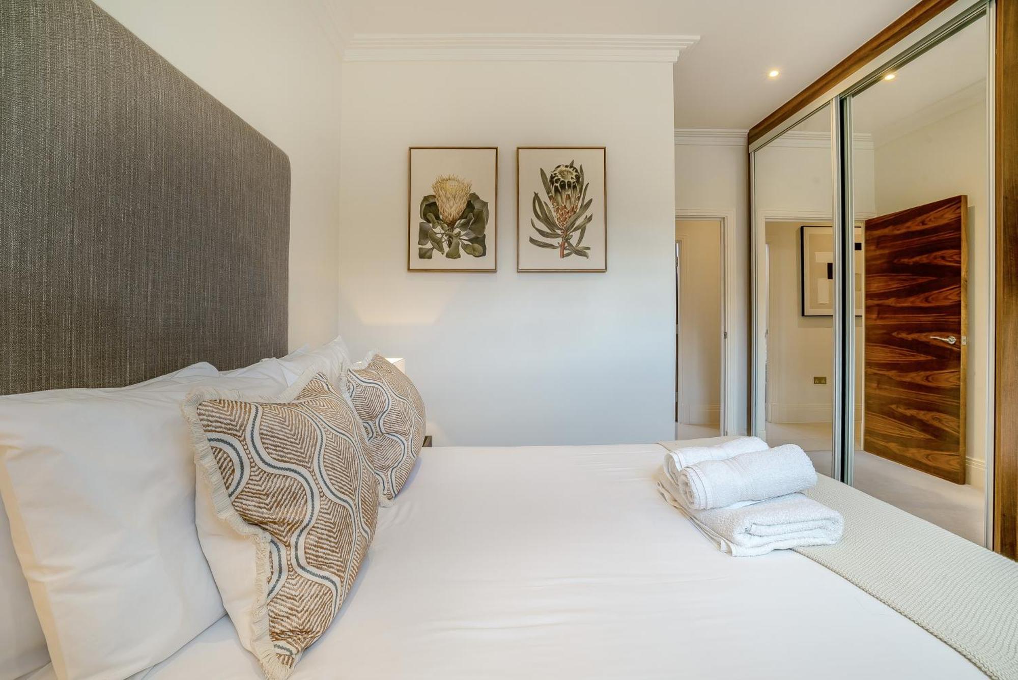 Apartment Palace Wharf *