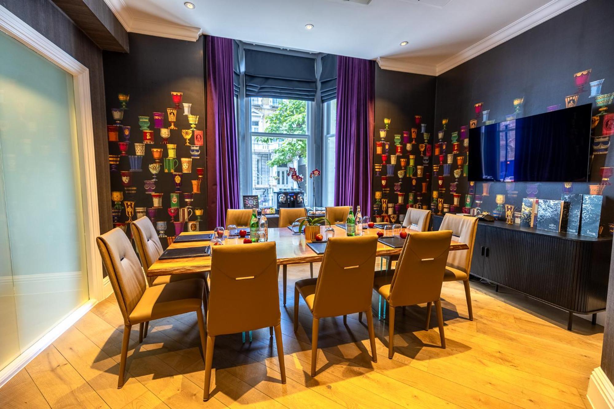 Xenia - Autograph Collection 4* London