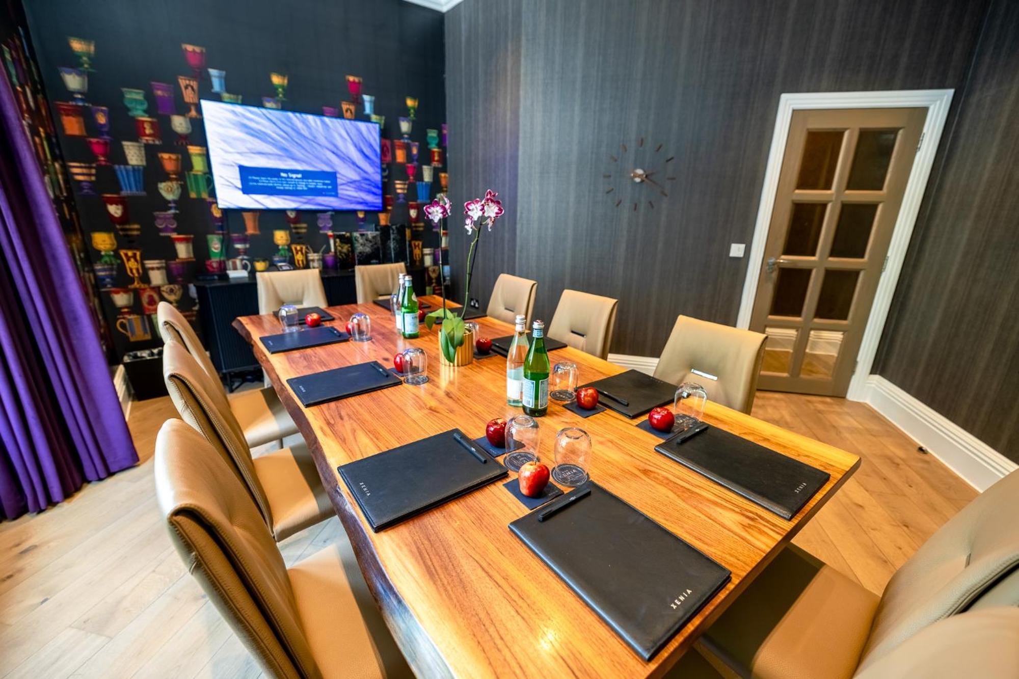 Xenia - Autograph Collection Hotel 4*