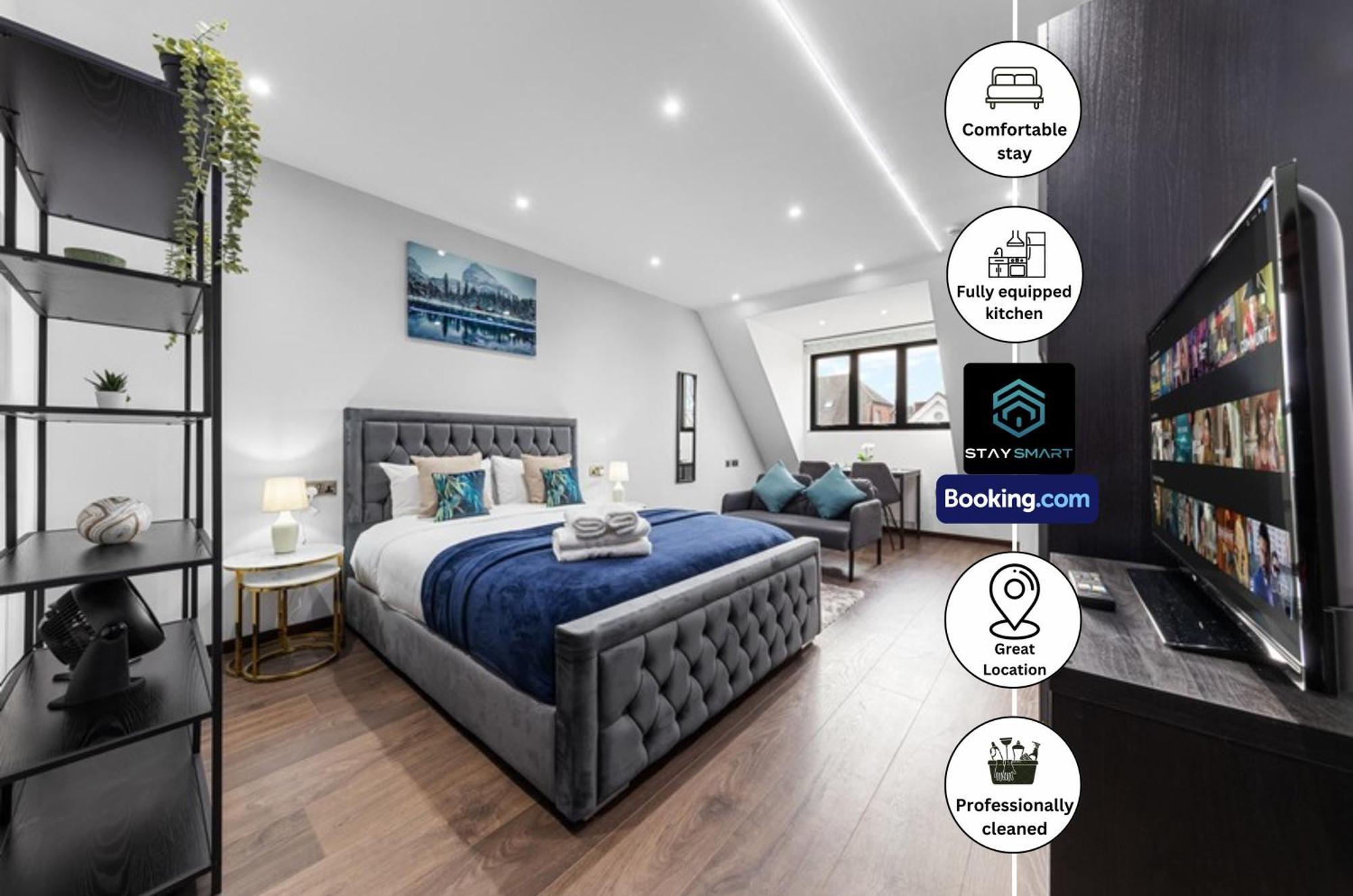 Stylish By Smart Short Lets & Serviced Woodstock With Free Wifi Apartment *