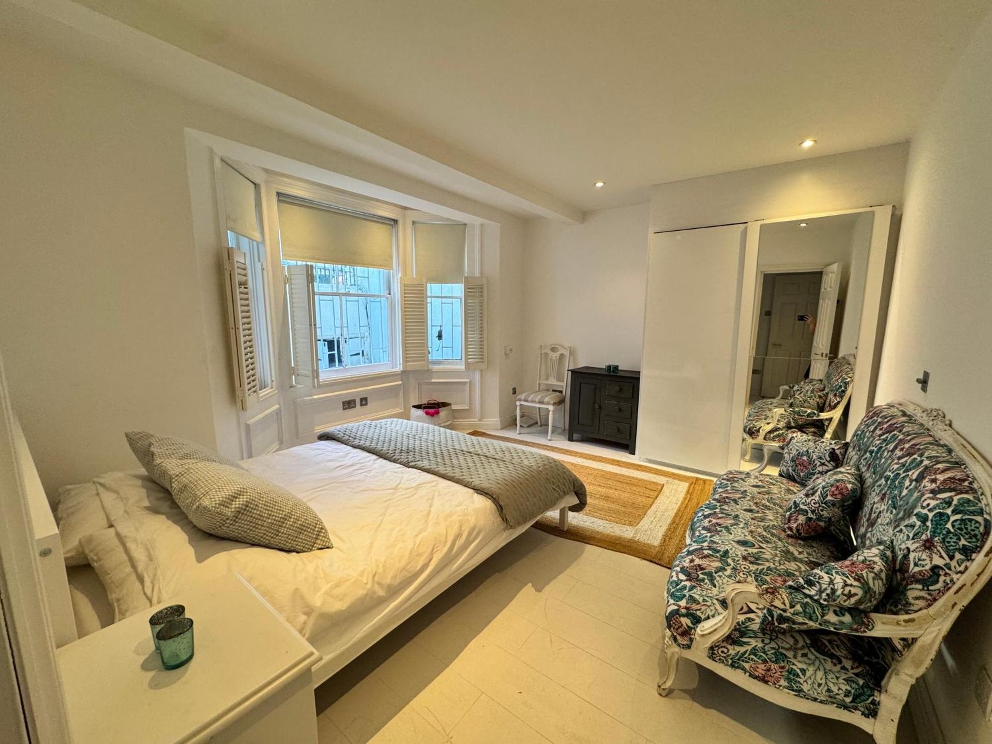 2 Min Walk To Portobello Road Apartment London